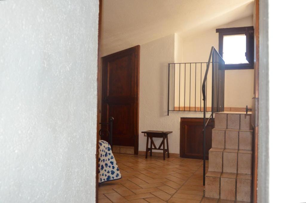 One-Bedroom Apartment with View photo 1