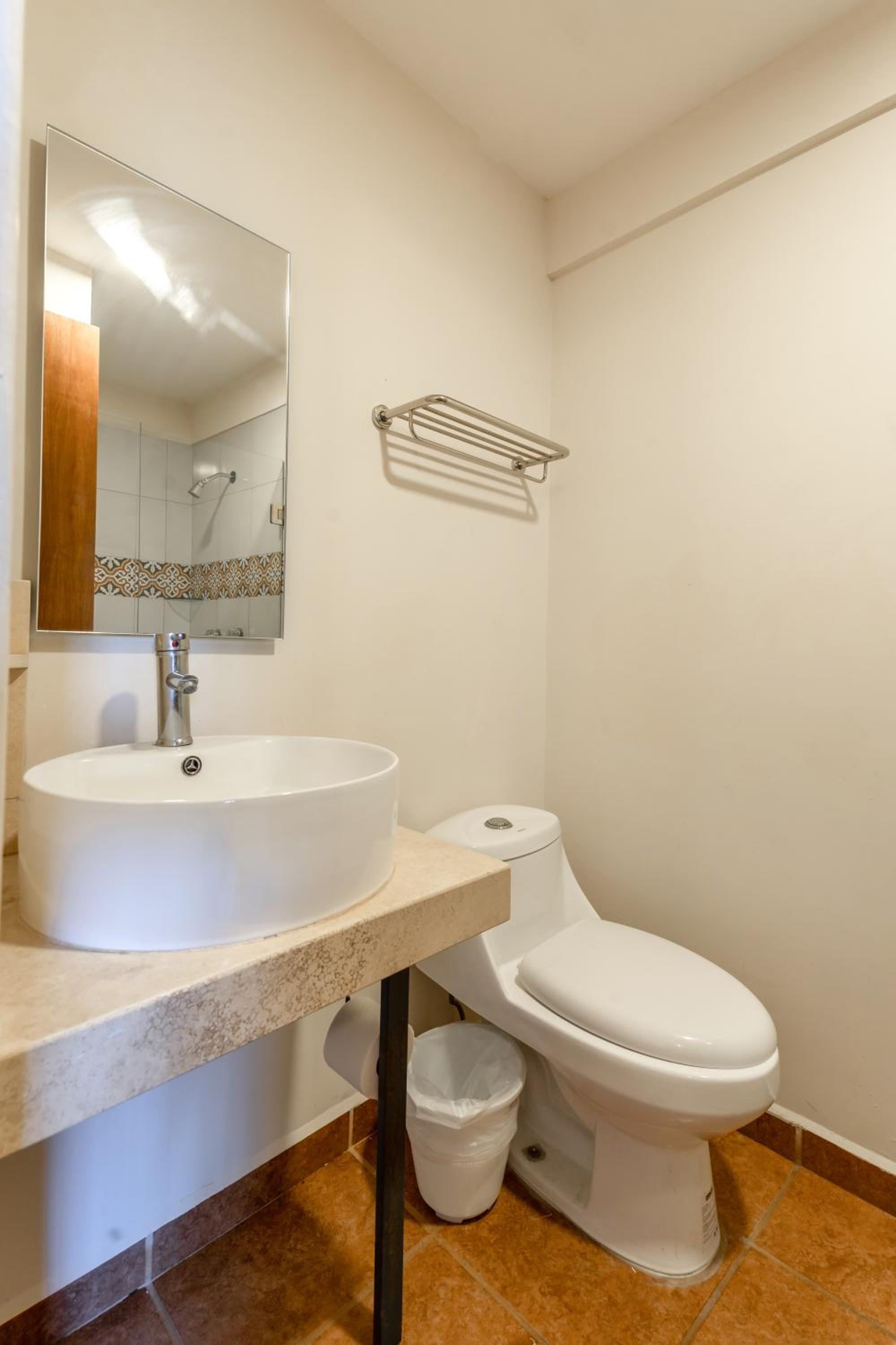 Double Room with Two Double Beds - Photo 3