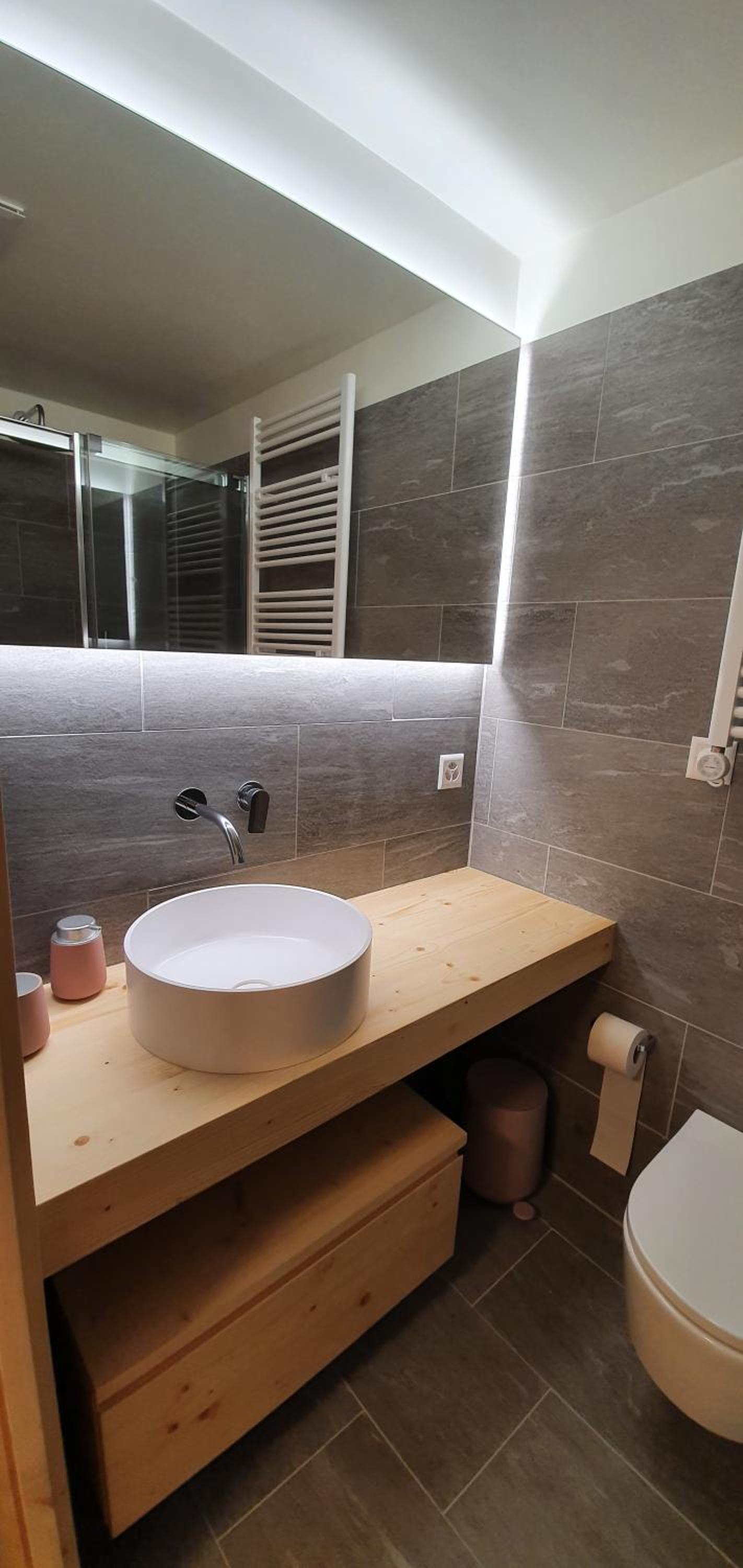 Standard Double Room - Photo 7