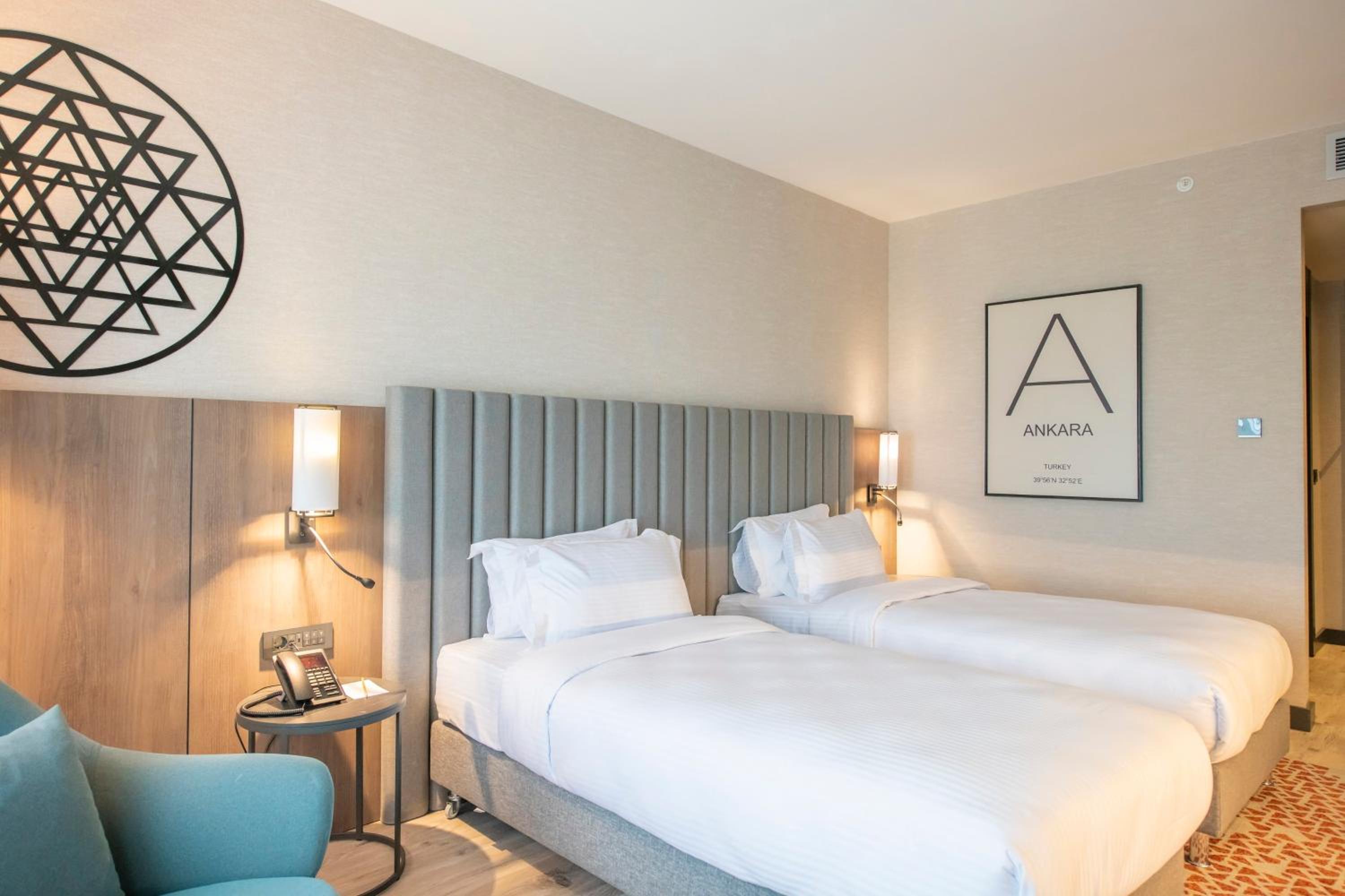Standard Twin Room - Photo 1