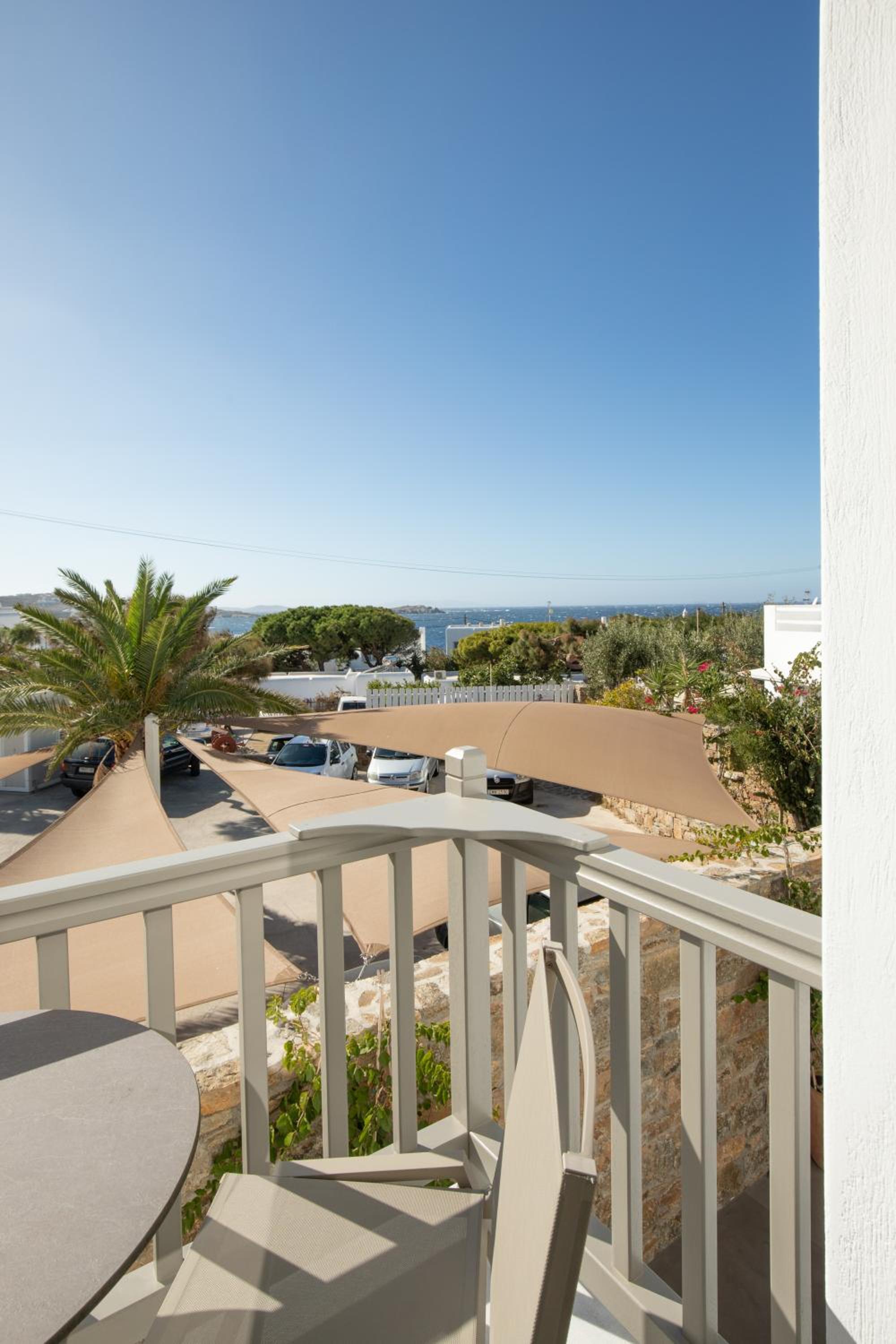 Deluxe Double Room with Balcony and Sea View photo 2