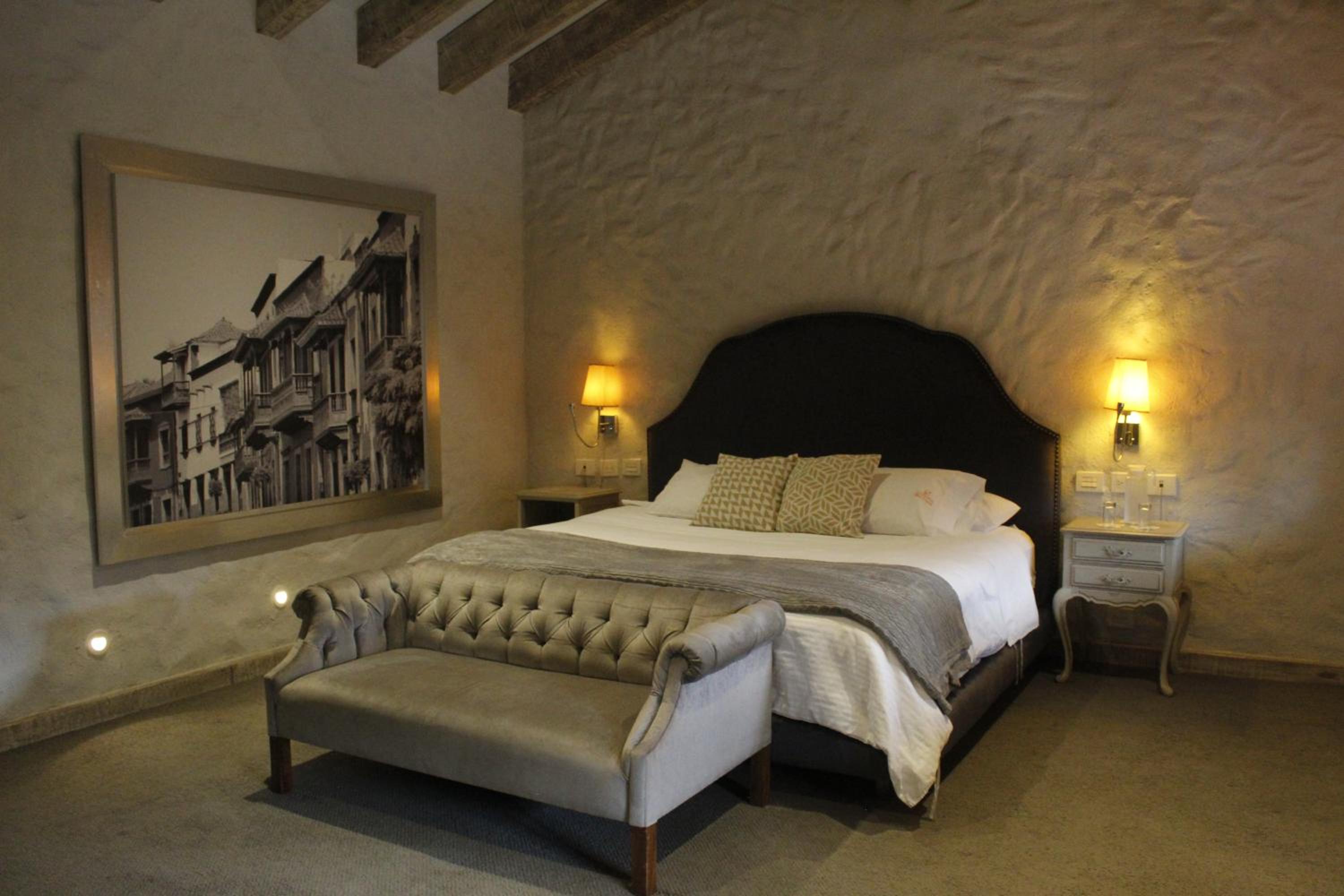 Deluxe Room - Photo 4