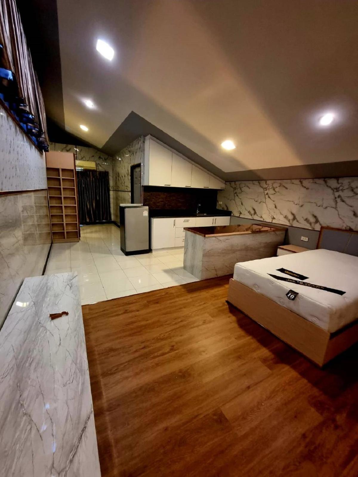 Family Suite - Photo 6