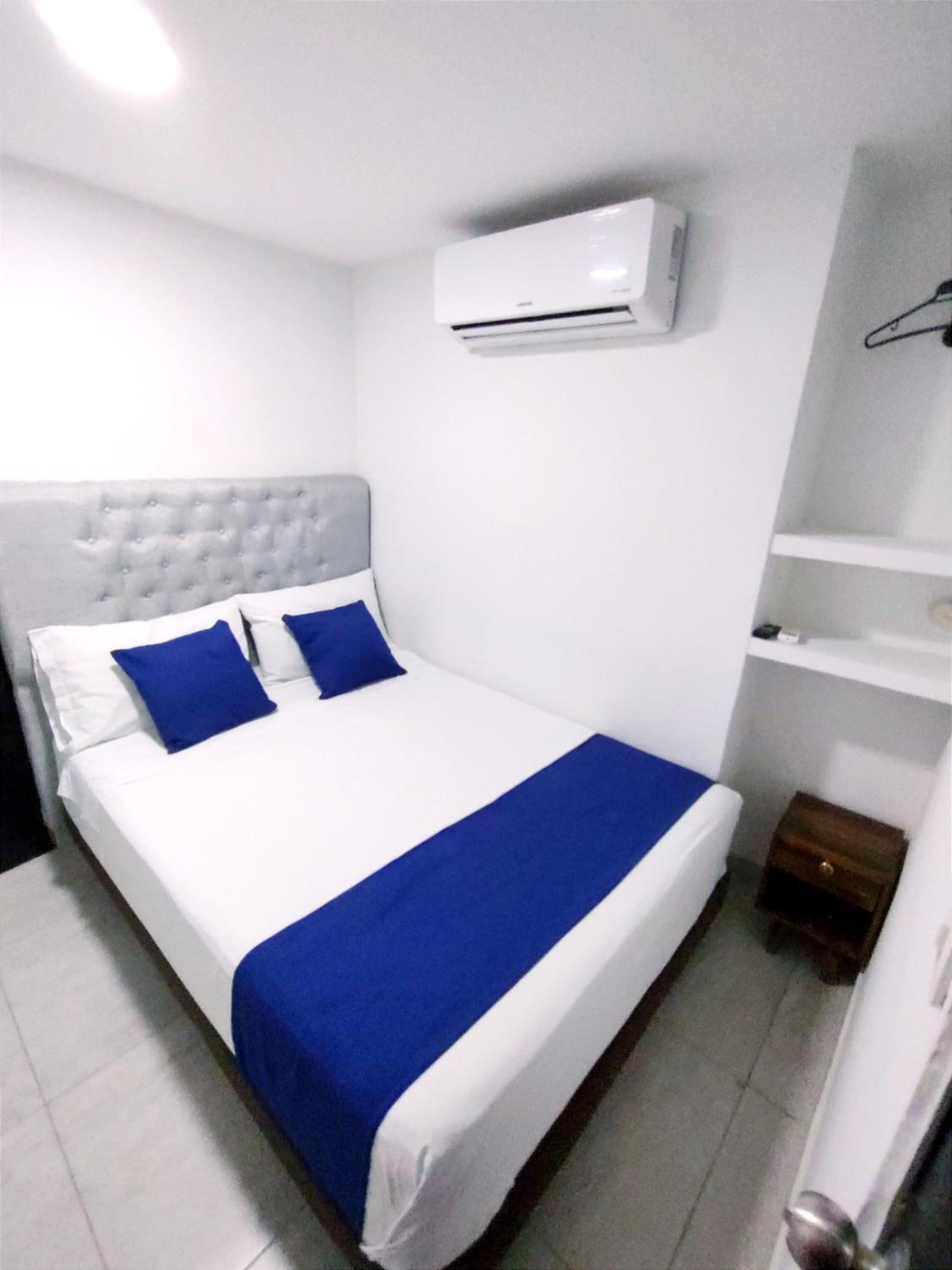 Small Double Room photo 1