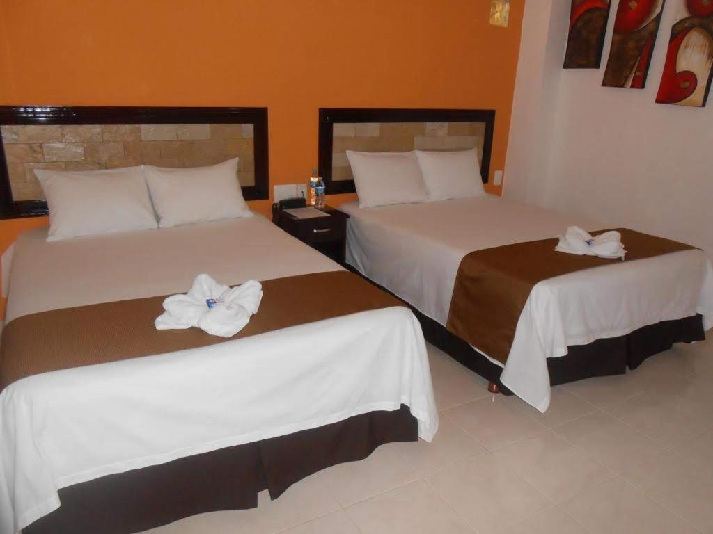 Deluxe Double Room with Two Double Beds photo 3