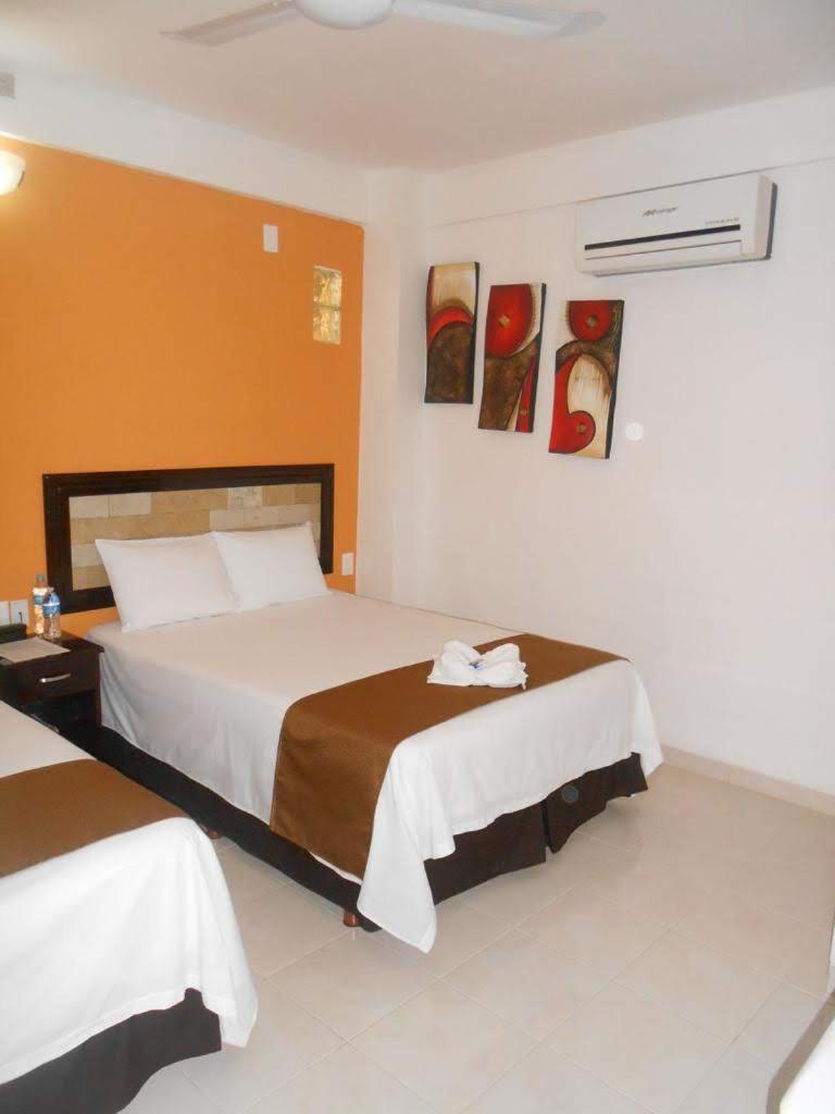 Deluxe Double Room with Two Double Beds photo 2