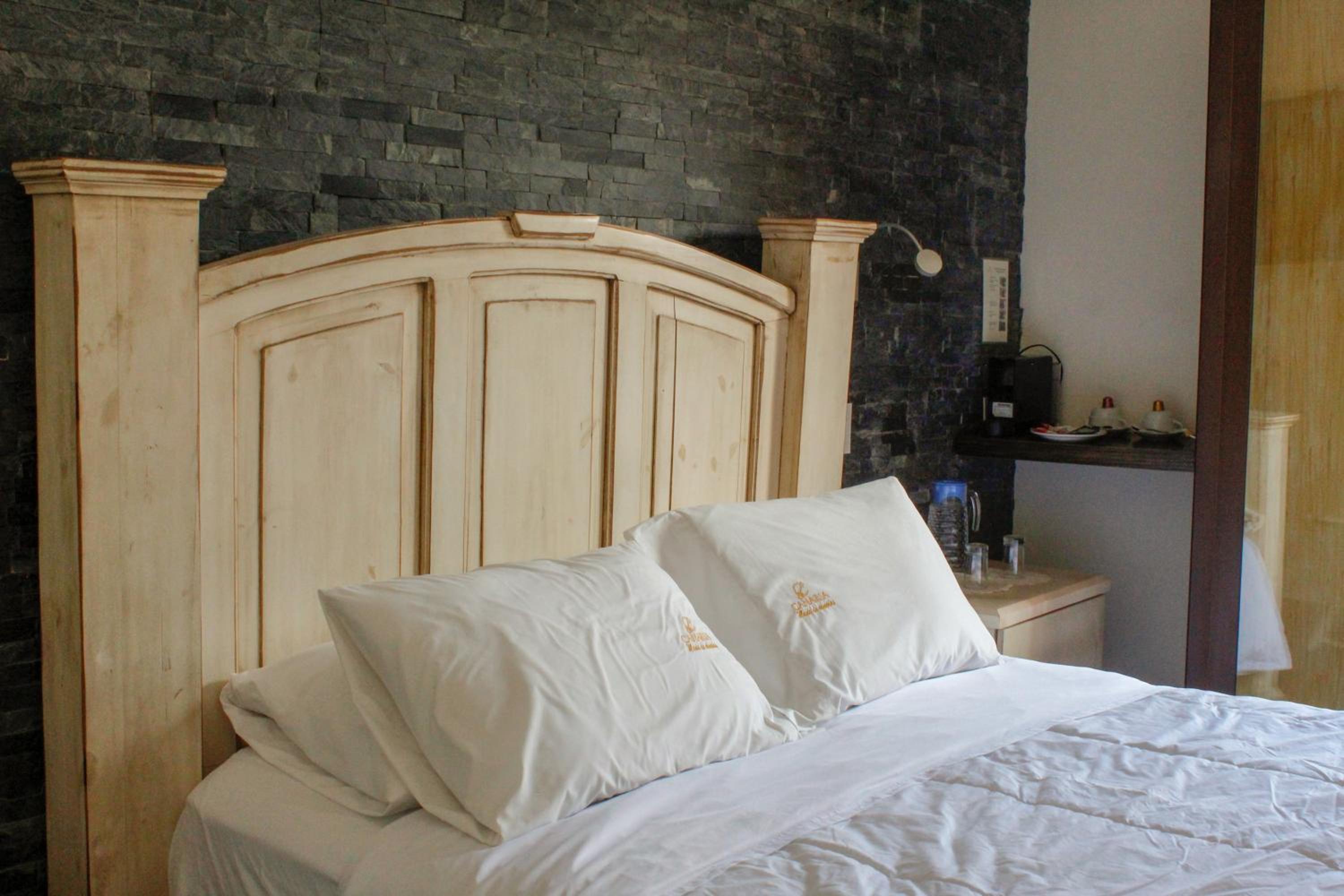 Standard Double Room - Photo 4