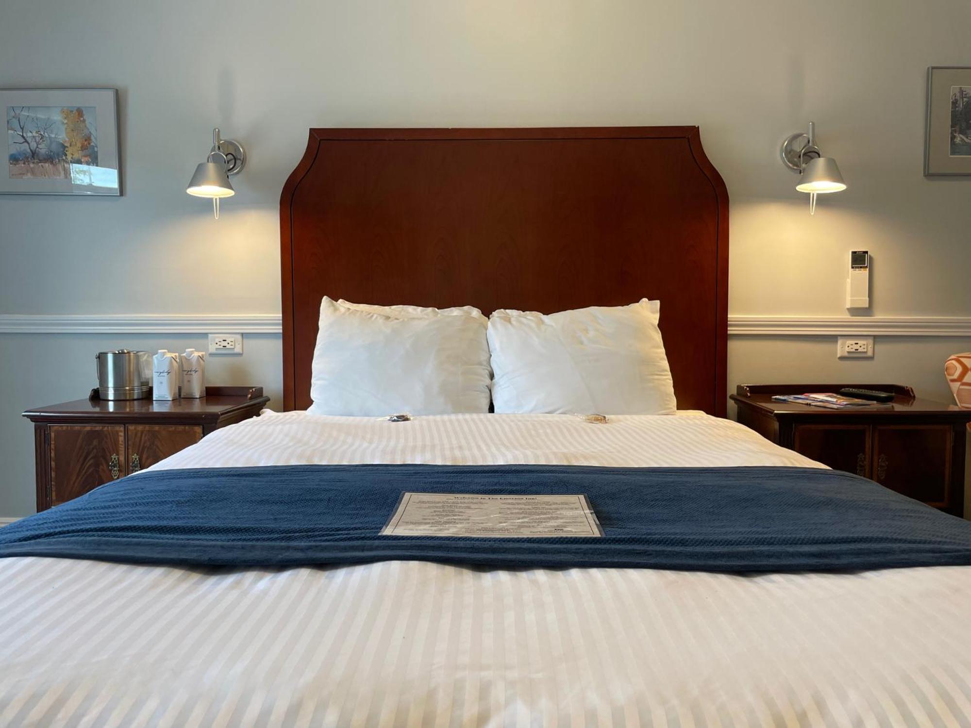 Queen Room