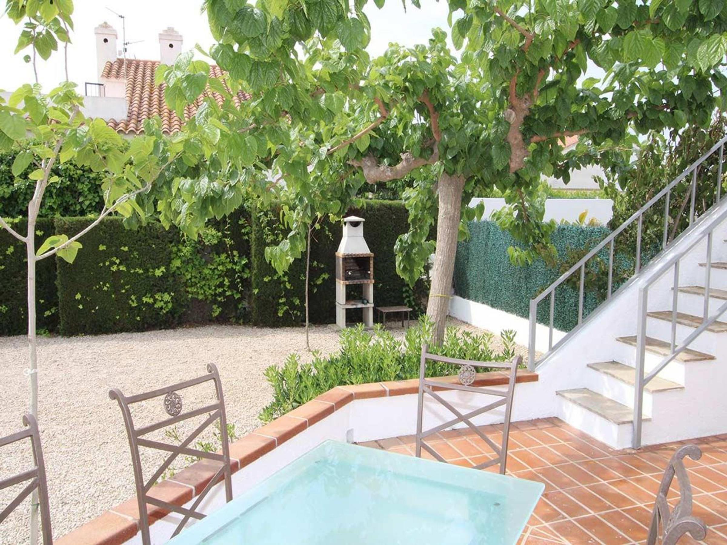 Villa photo 3