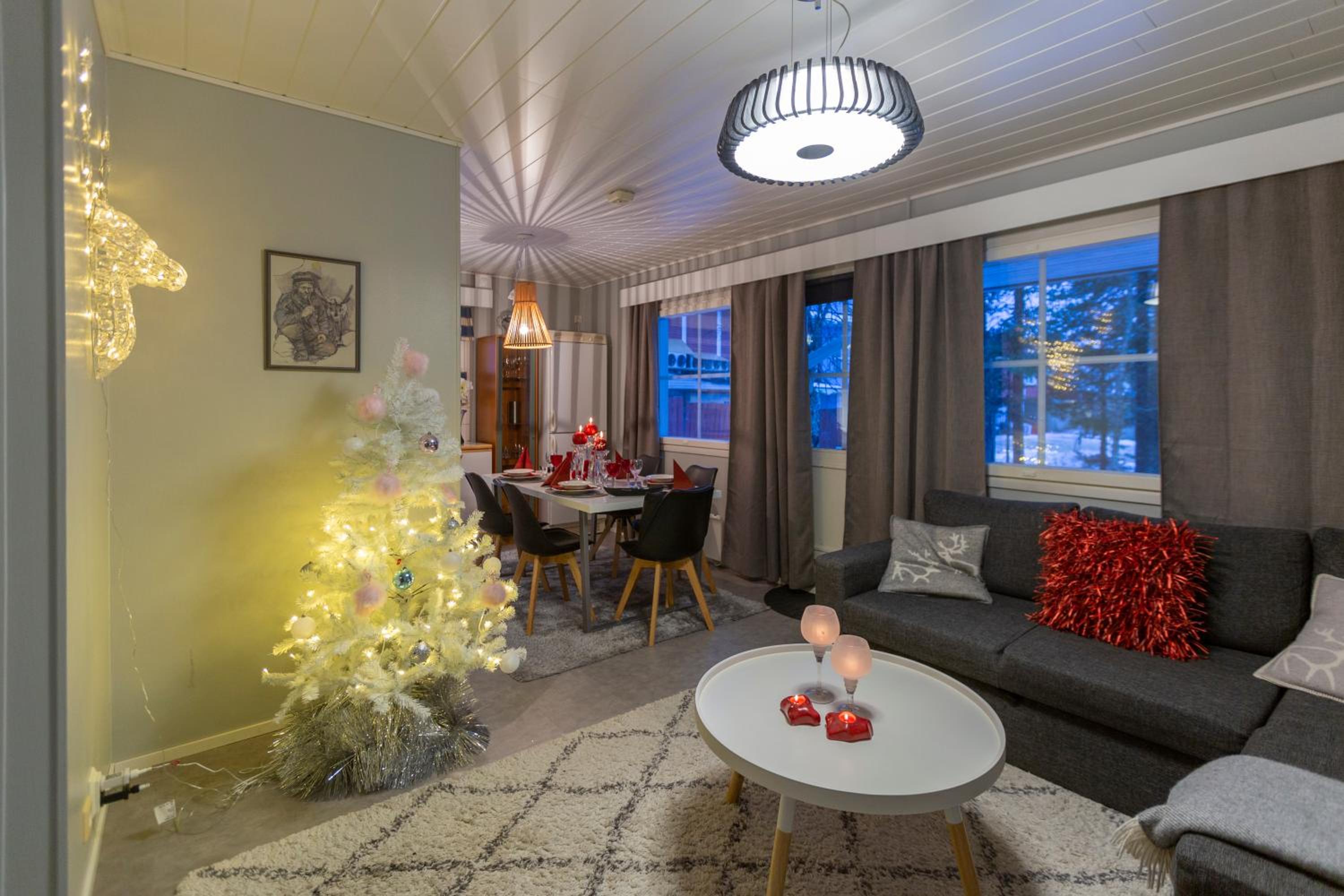 Two-Bedroom Apartment with Balcony photo 1