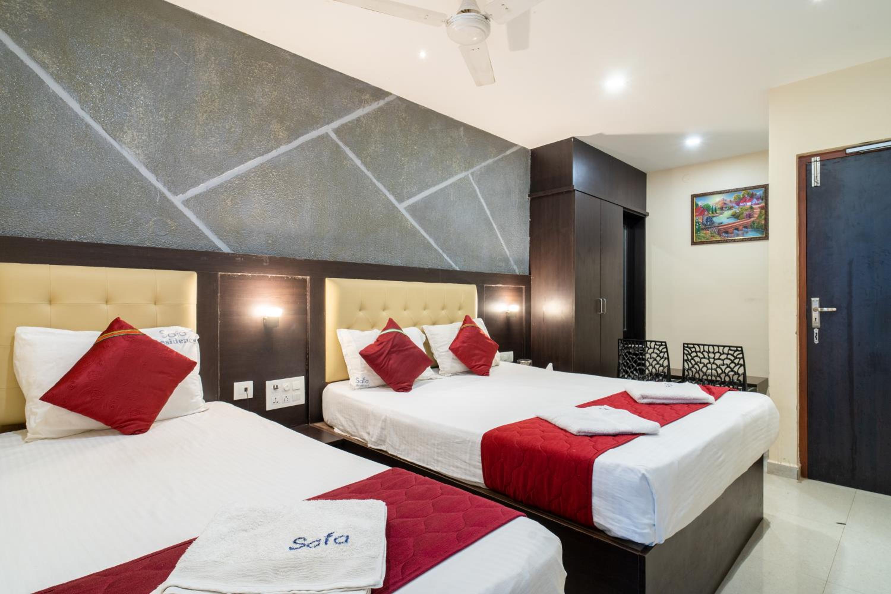 Deluxe Triple Room photo 2