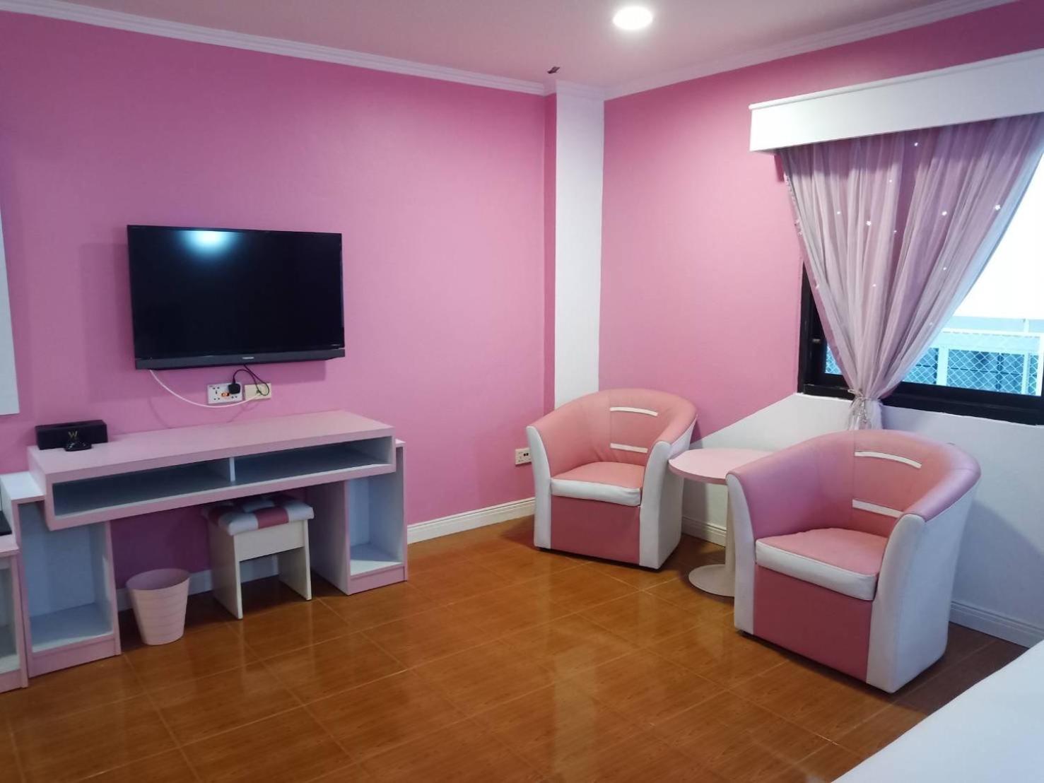 Superior King Room photo 2