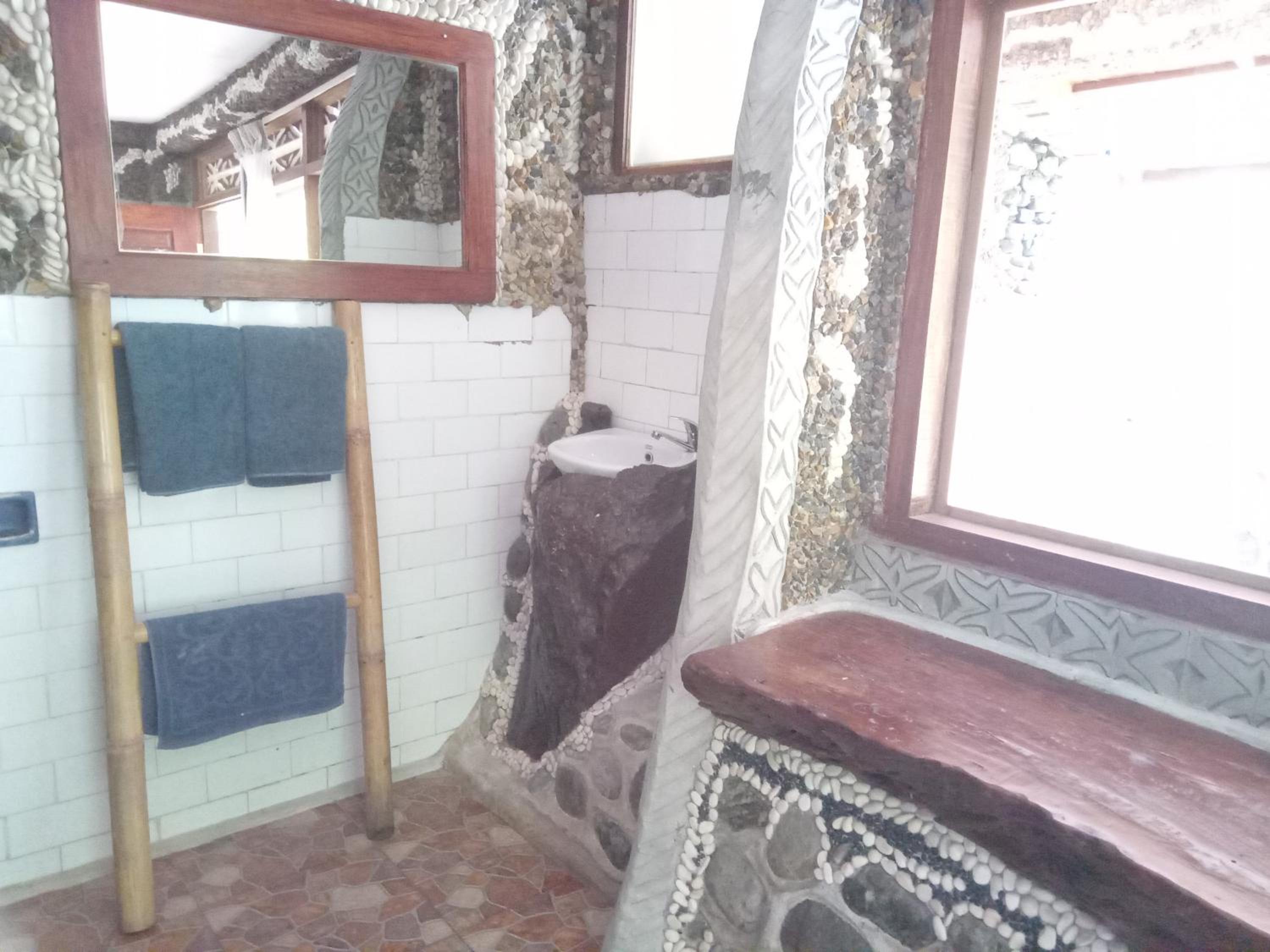 Standard Double Room - Photo 3