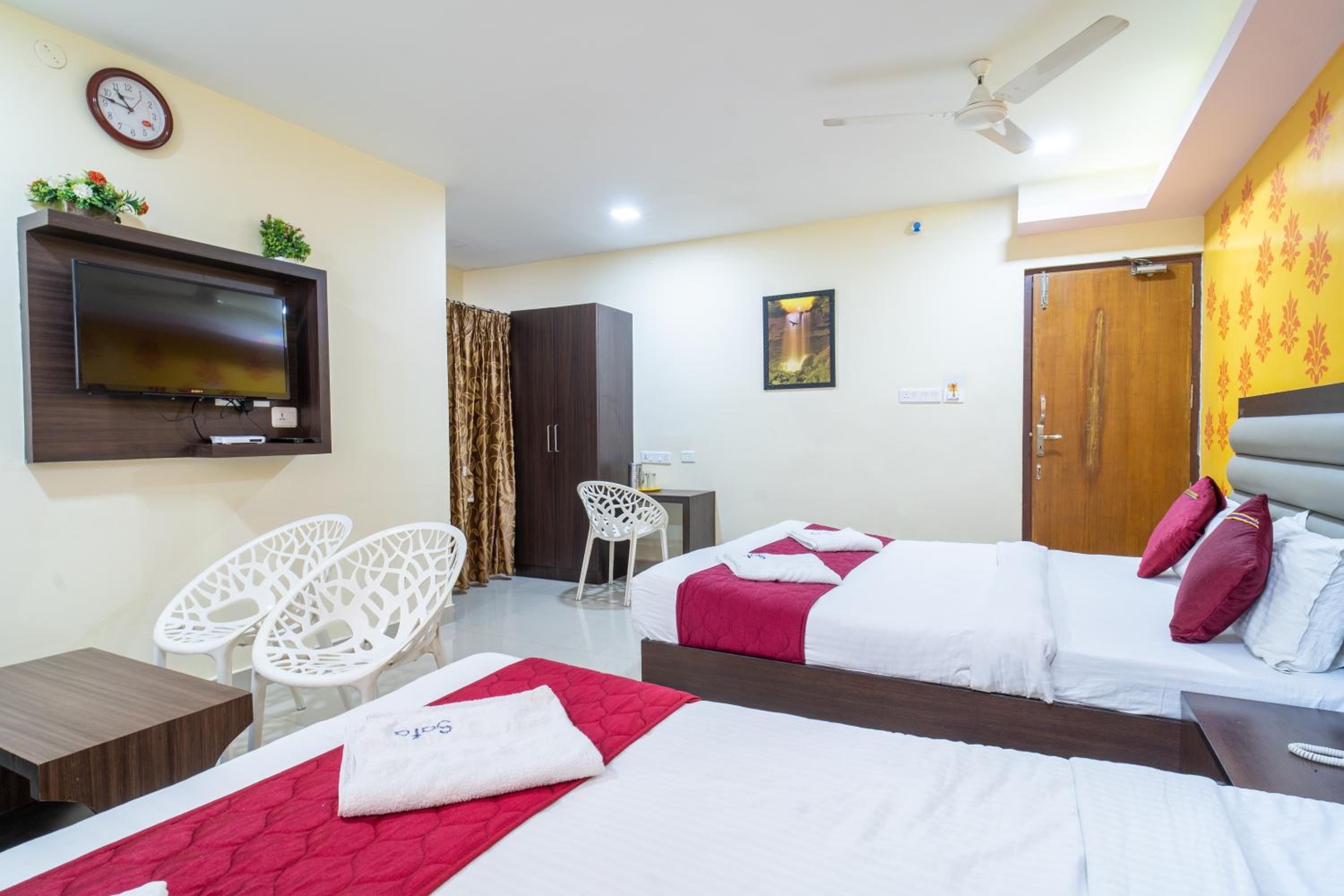 Deluxe Quadruple Room photo 1