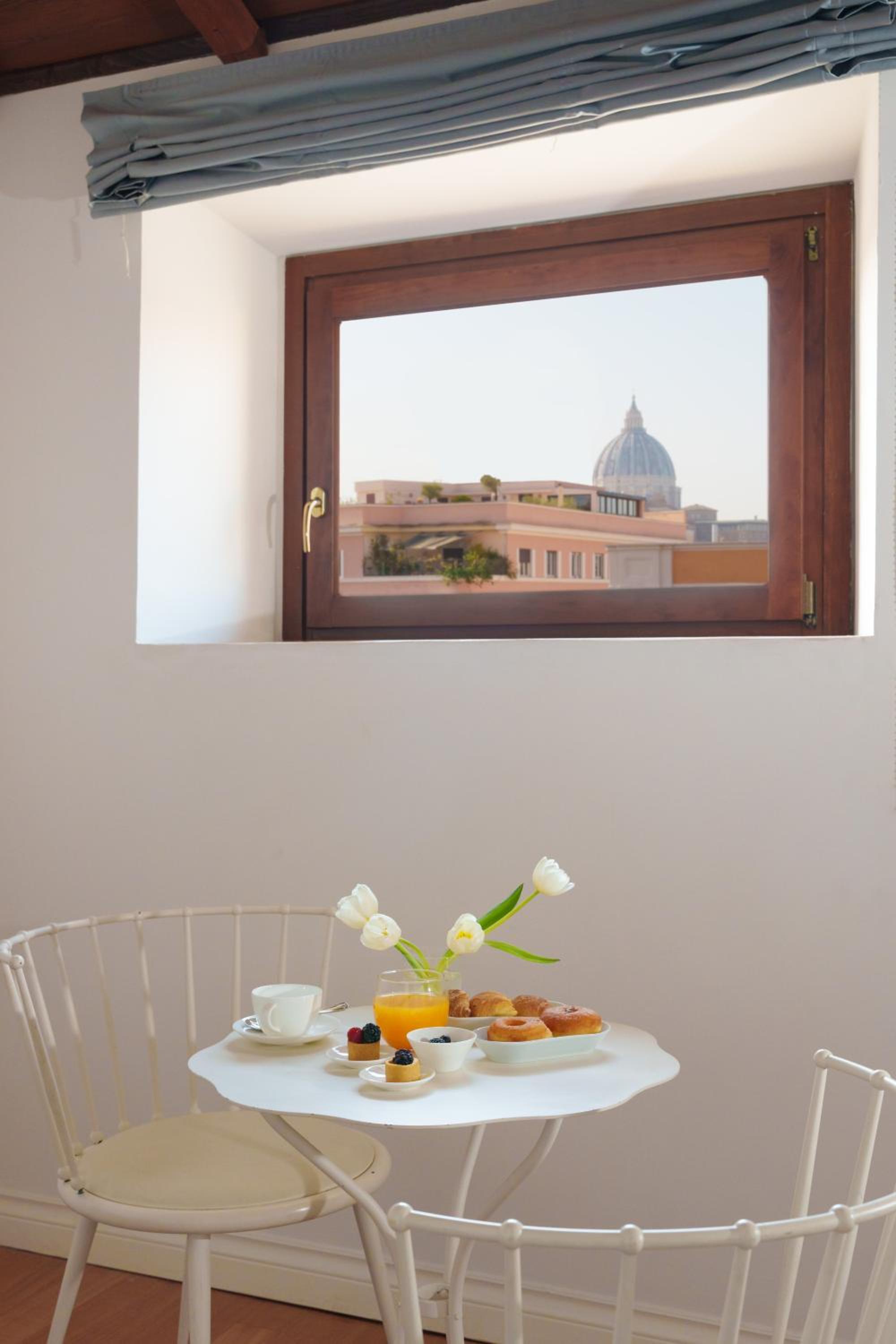 Suite with City View photo 3