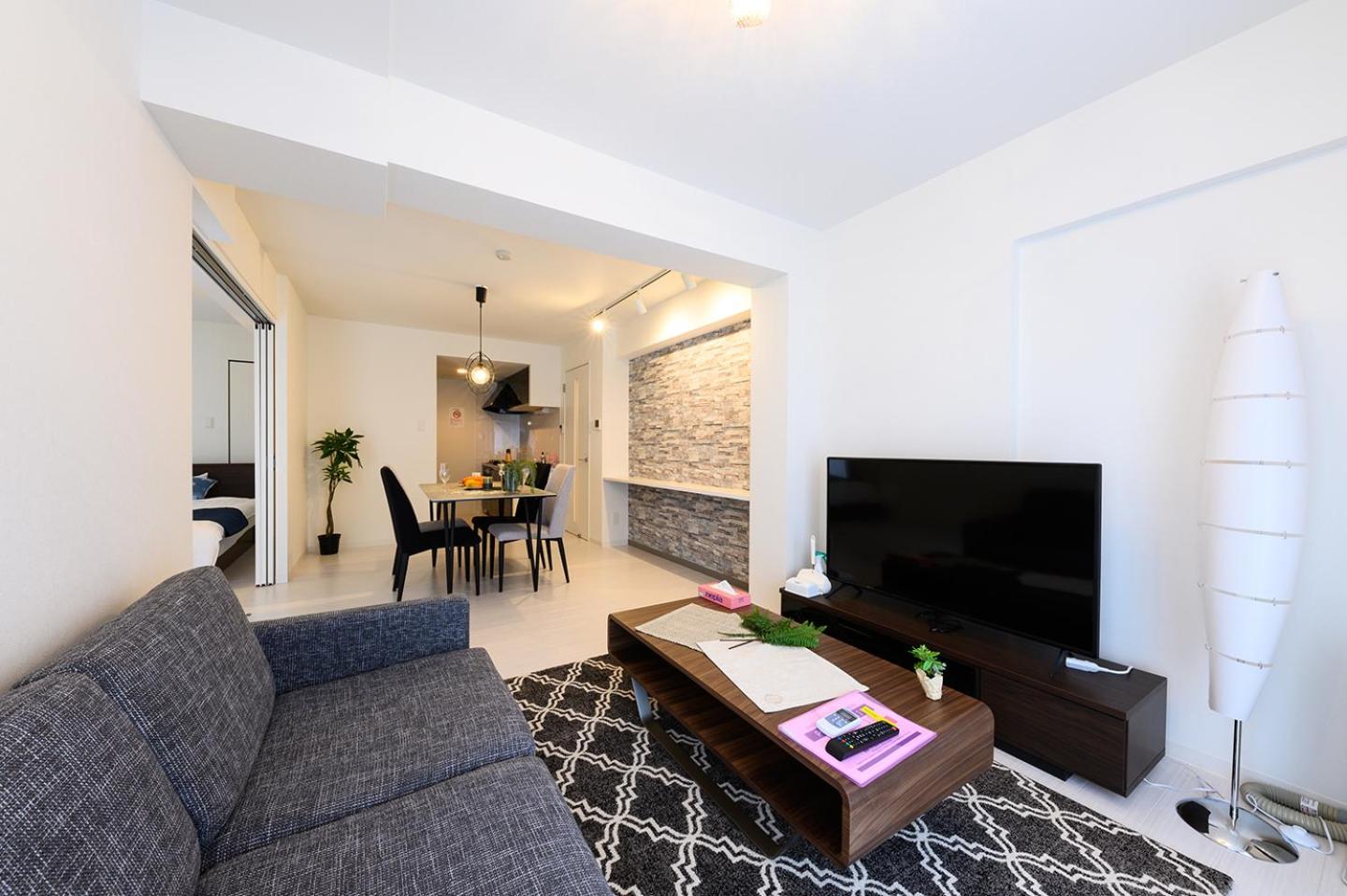 Deluxe Family Room photo 1
