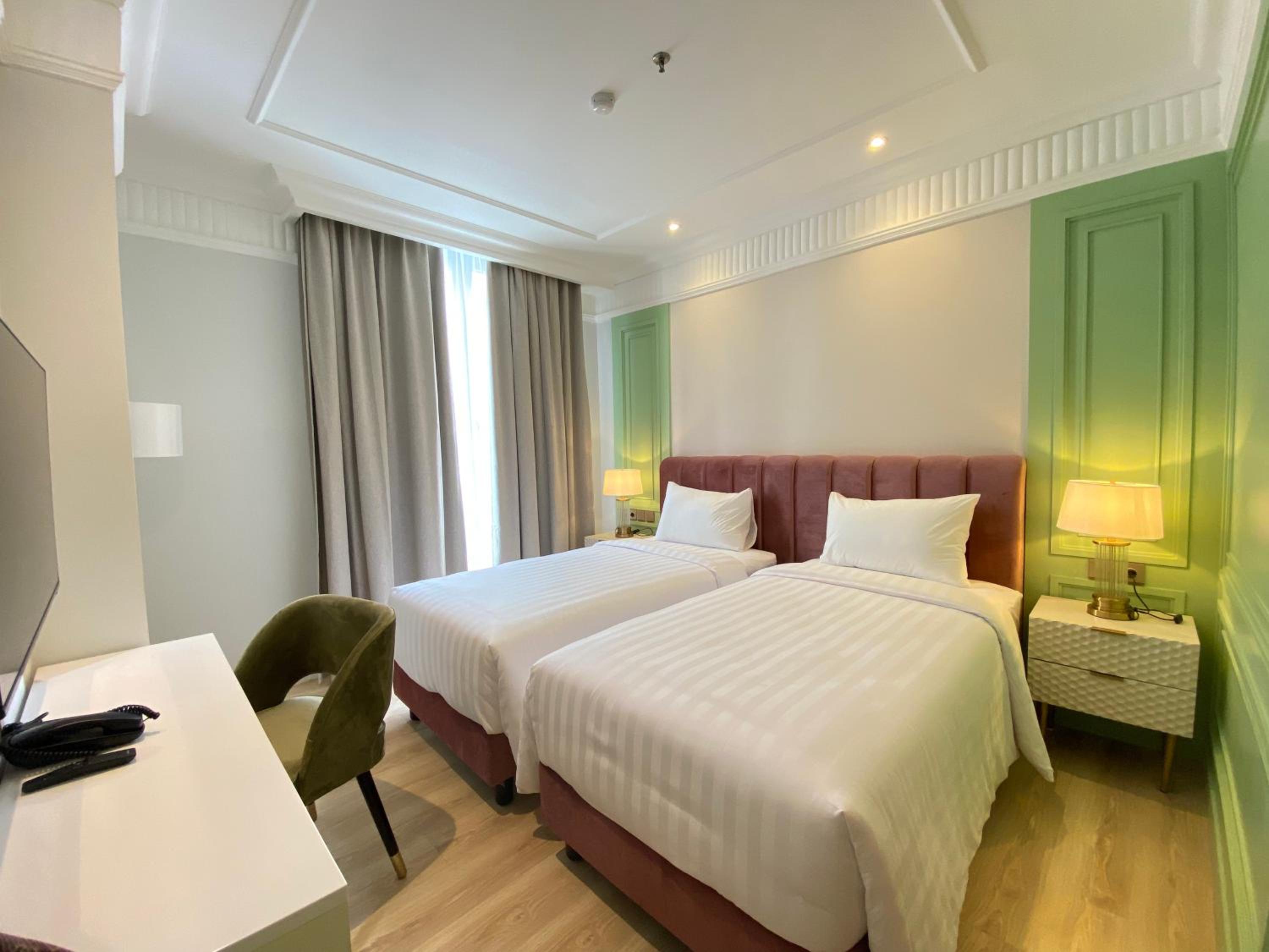 Superior Twin Room - Photo 5