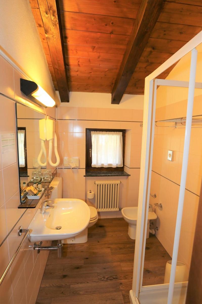 Double Room - Photo 13