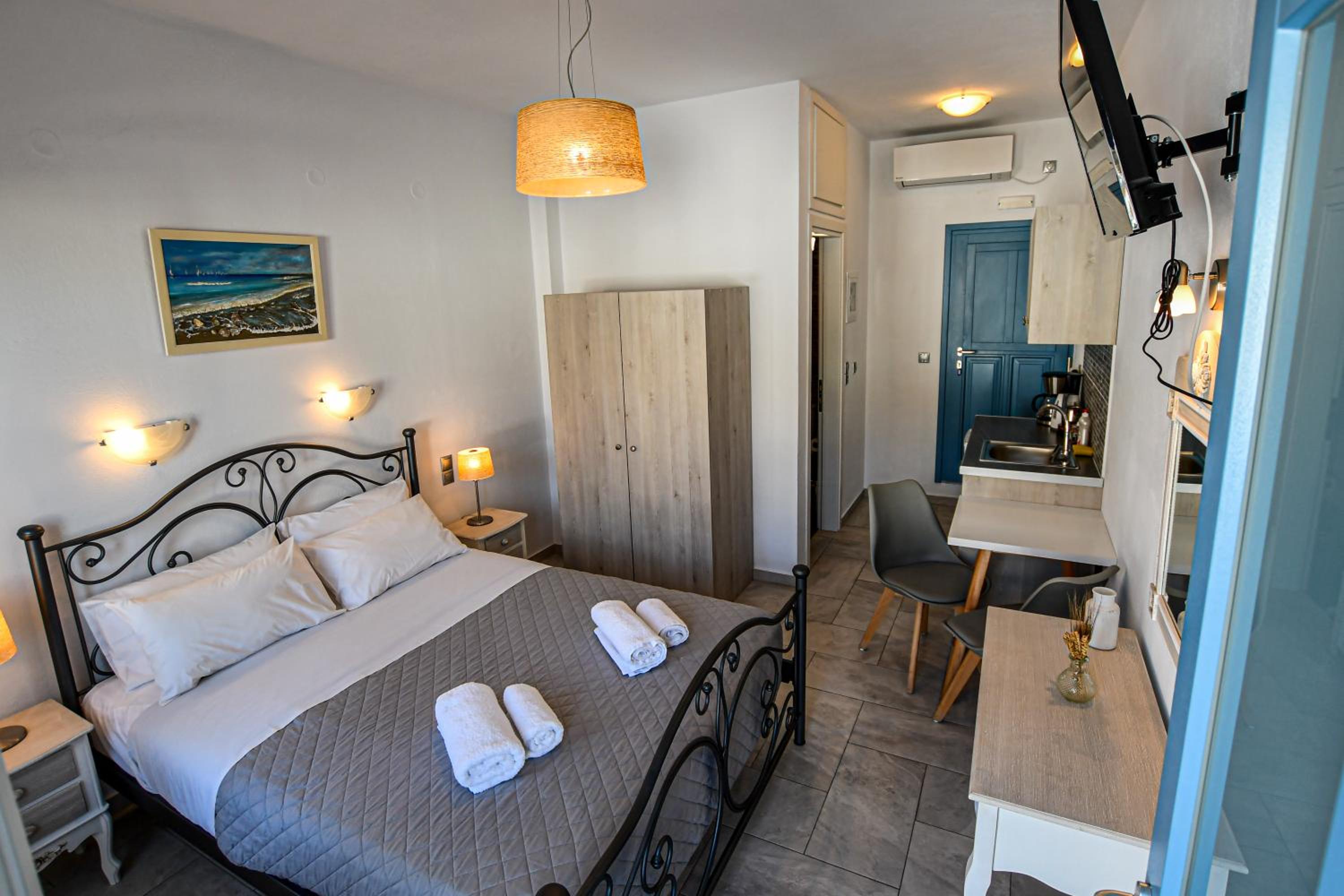 Double Room photo 2