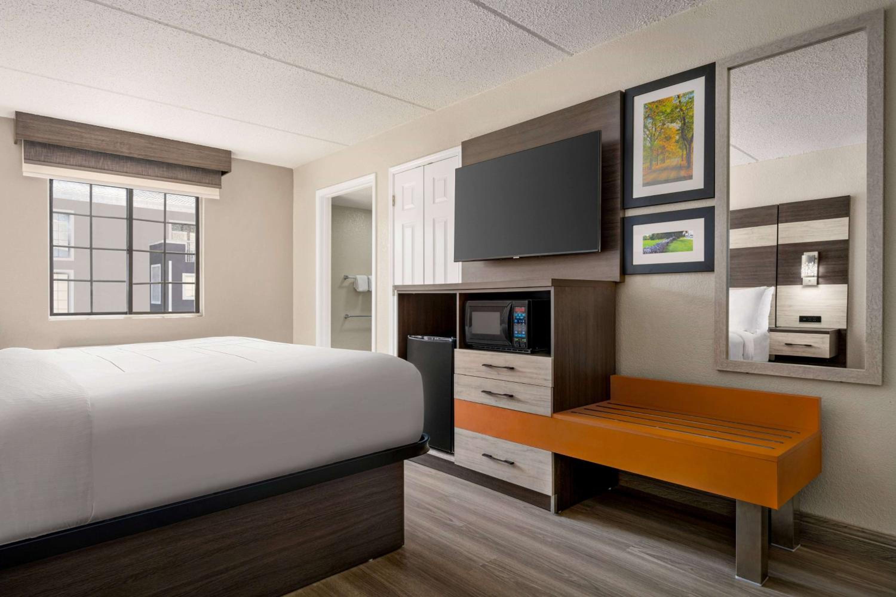 King Room - Disability Access - Photo 2
