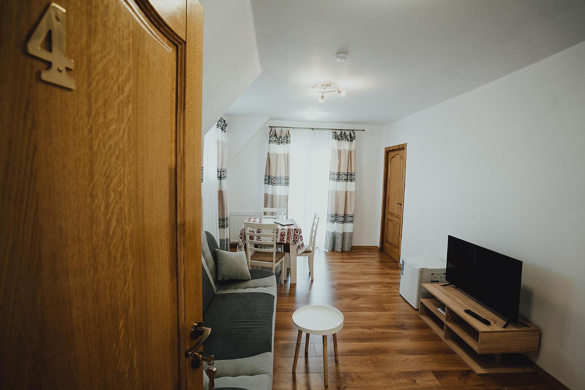 Deluxe Family Suite