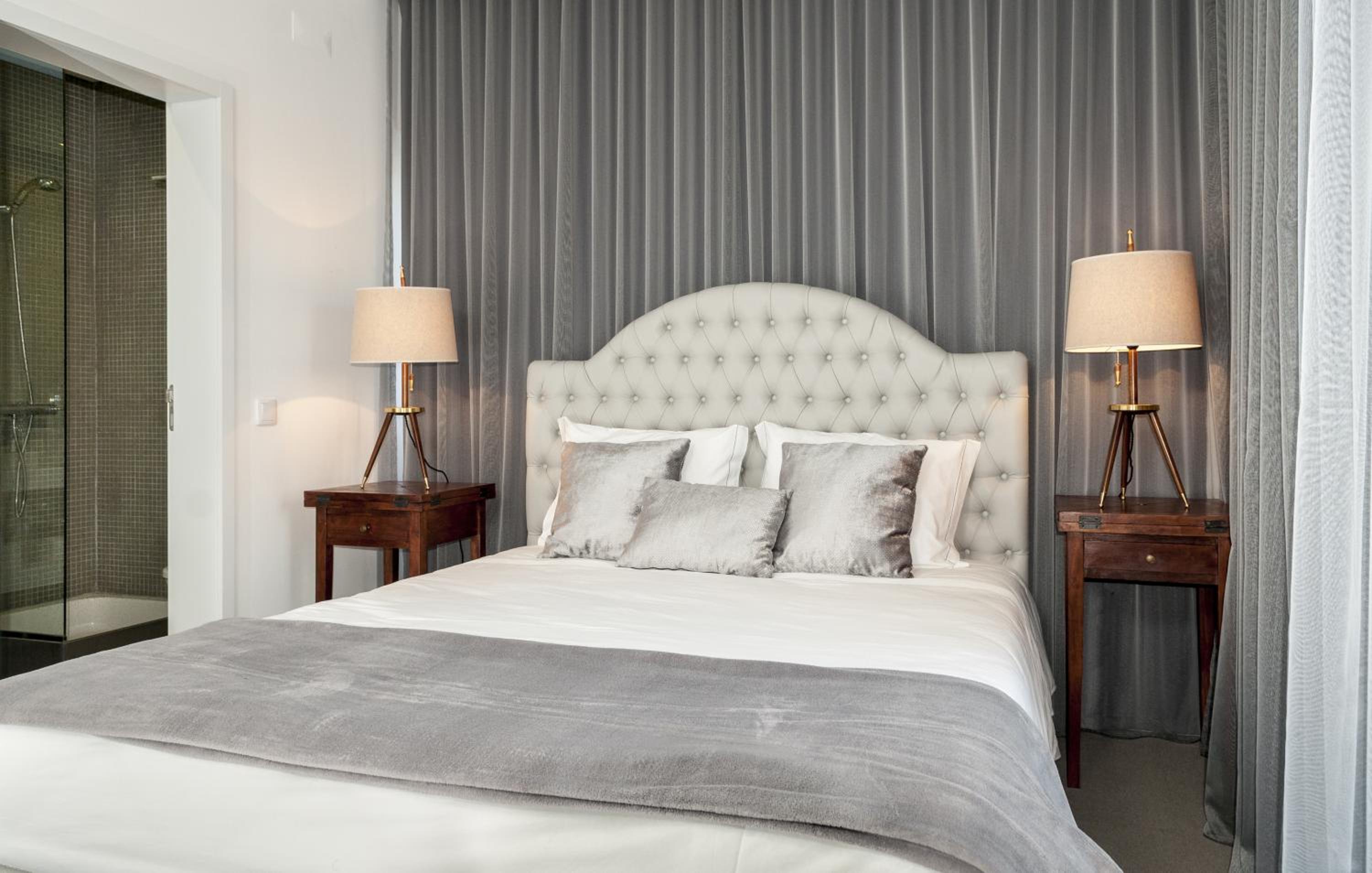 Double Room - Photo 2