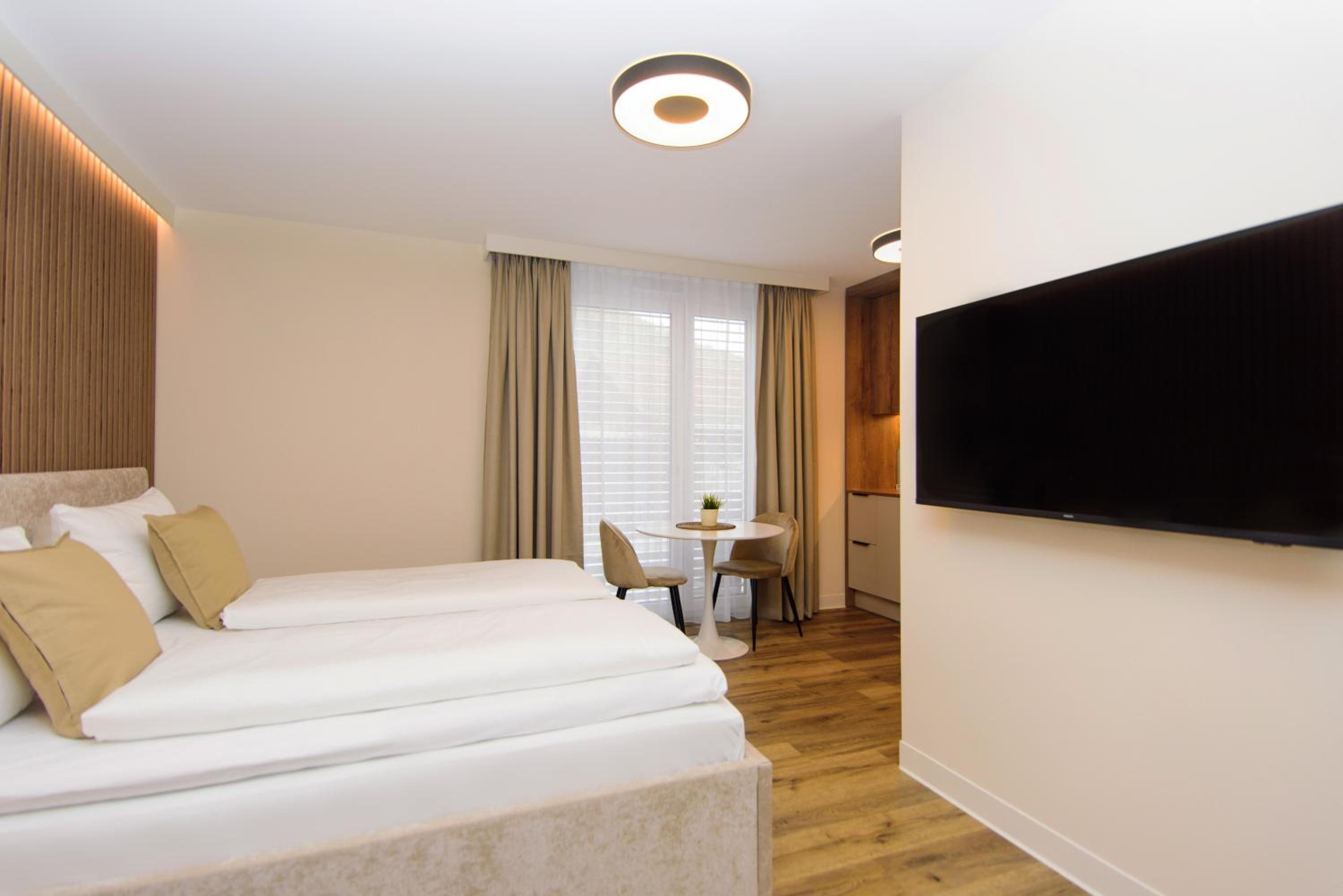 Standard Double Room photo 2