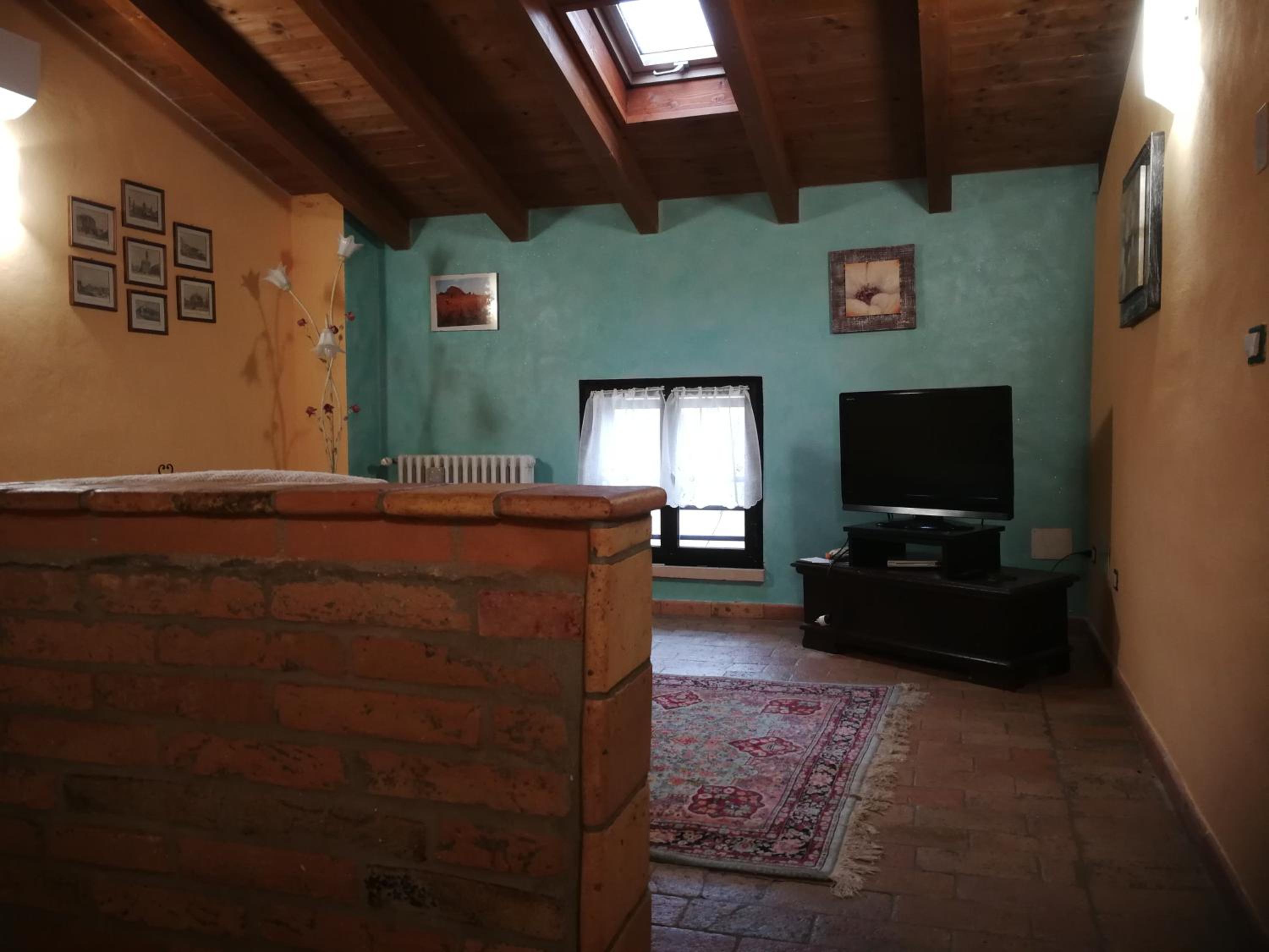 Two-Bedroom House photo 2