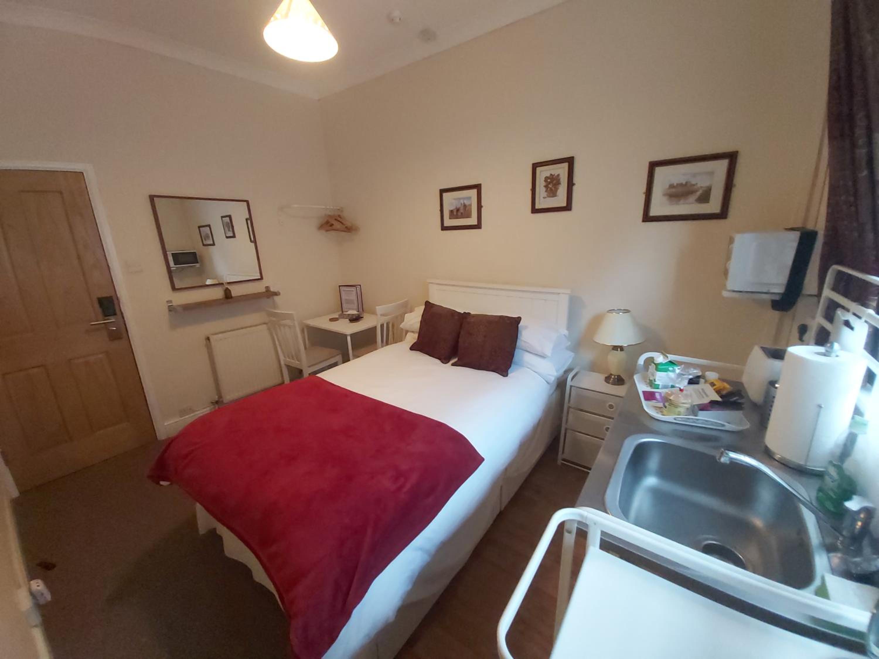 Small Double Room photo 2