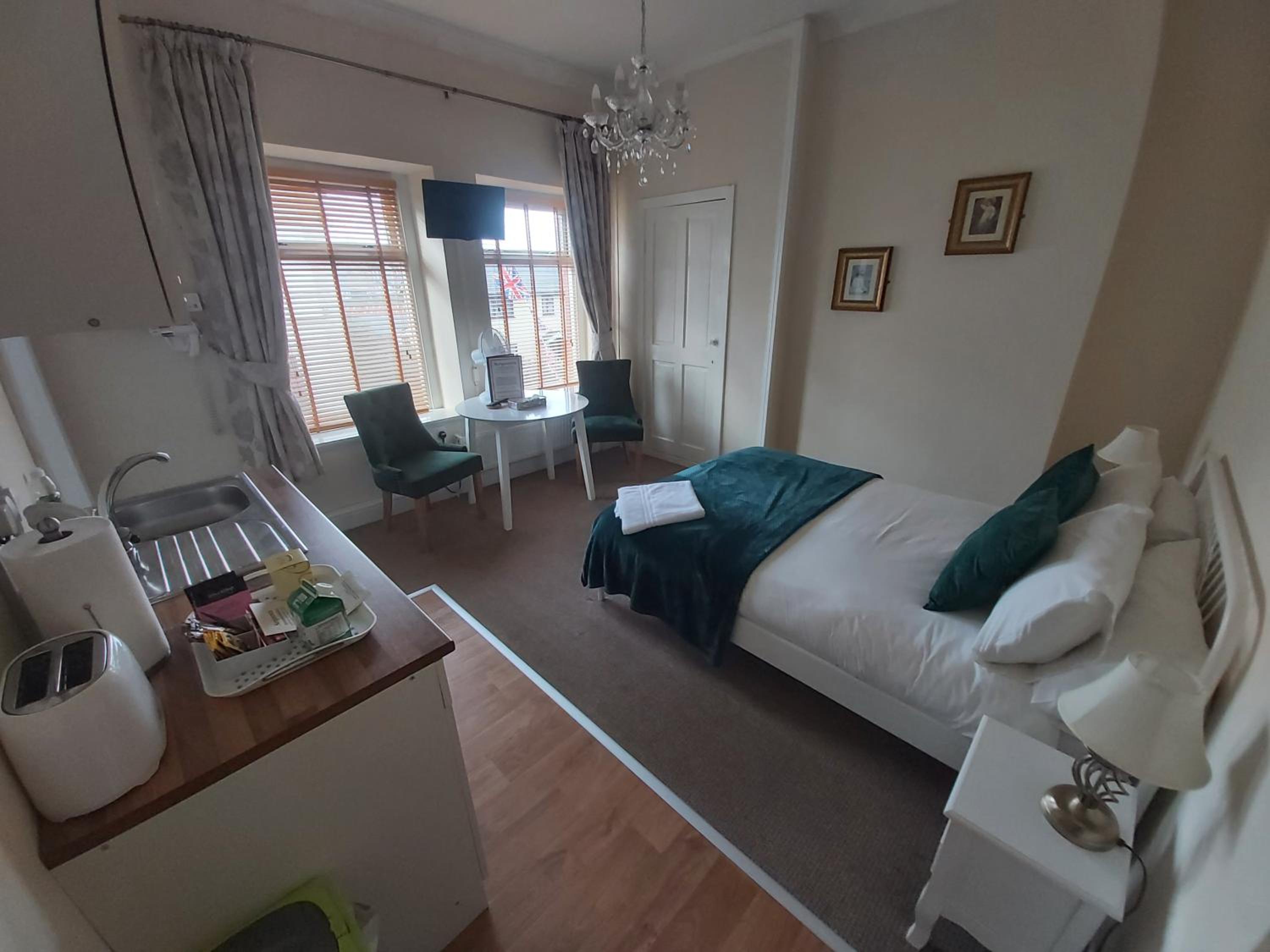 Large Double Room