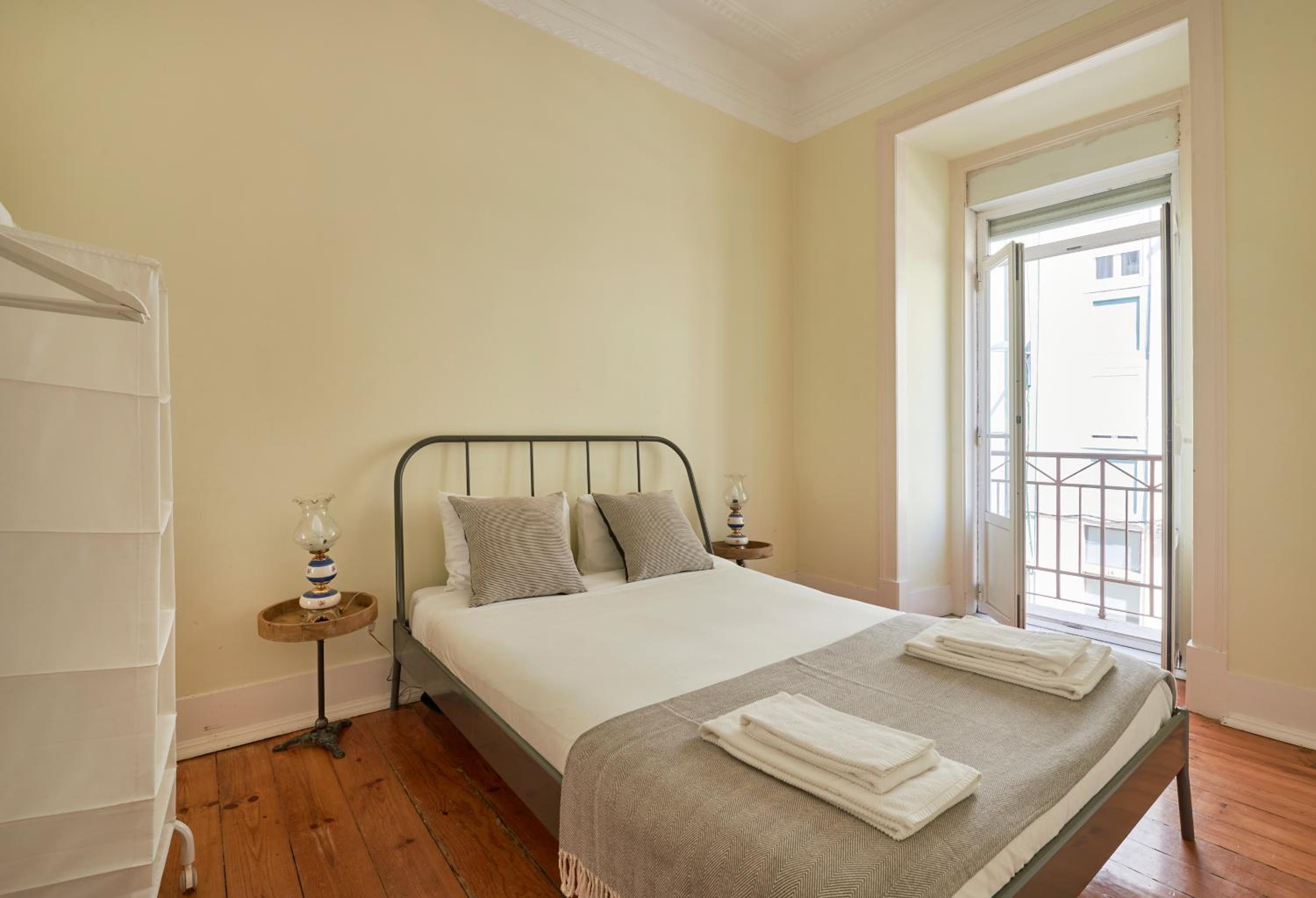 Apartment - Photo 1