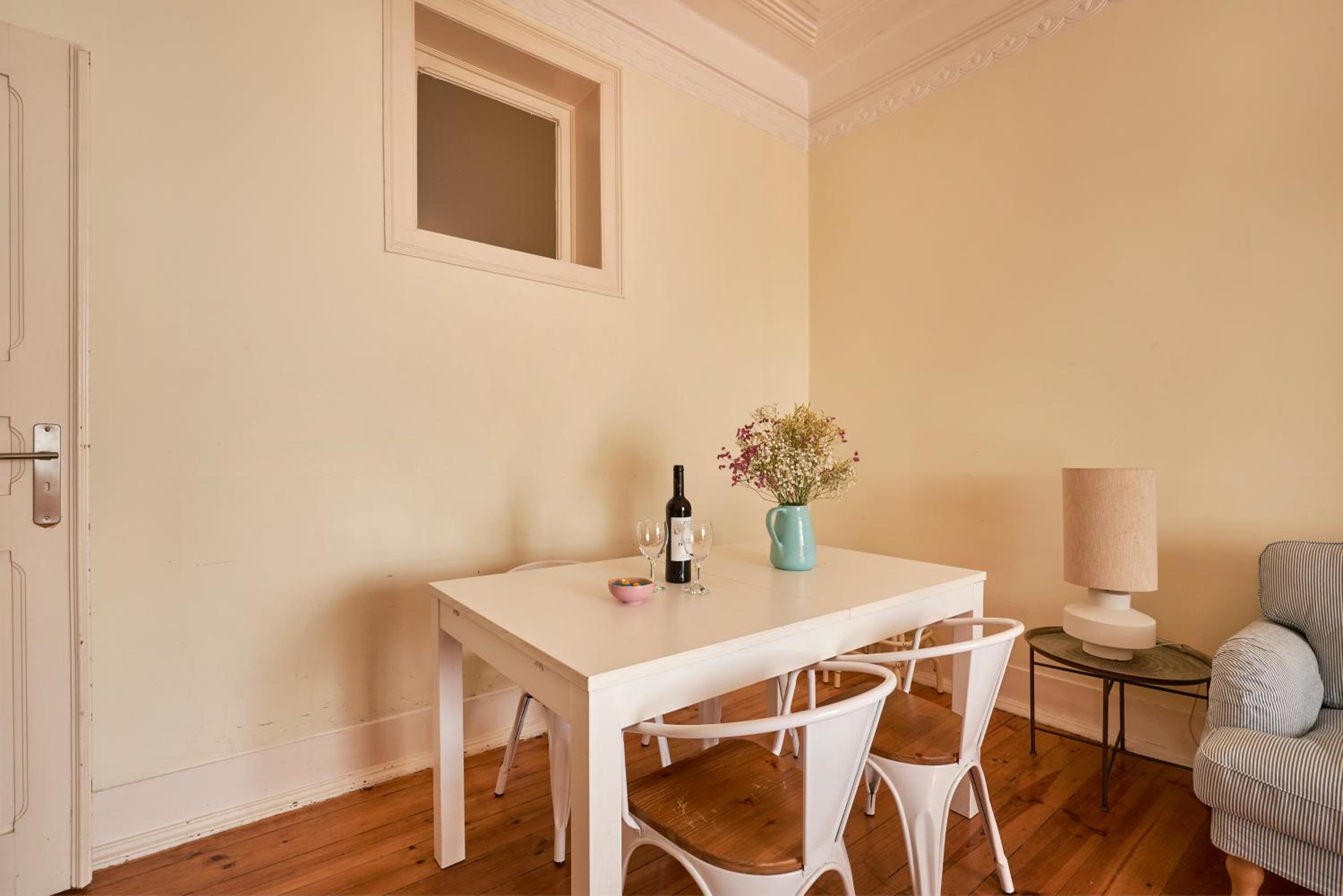 Apartment - Photo 2