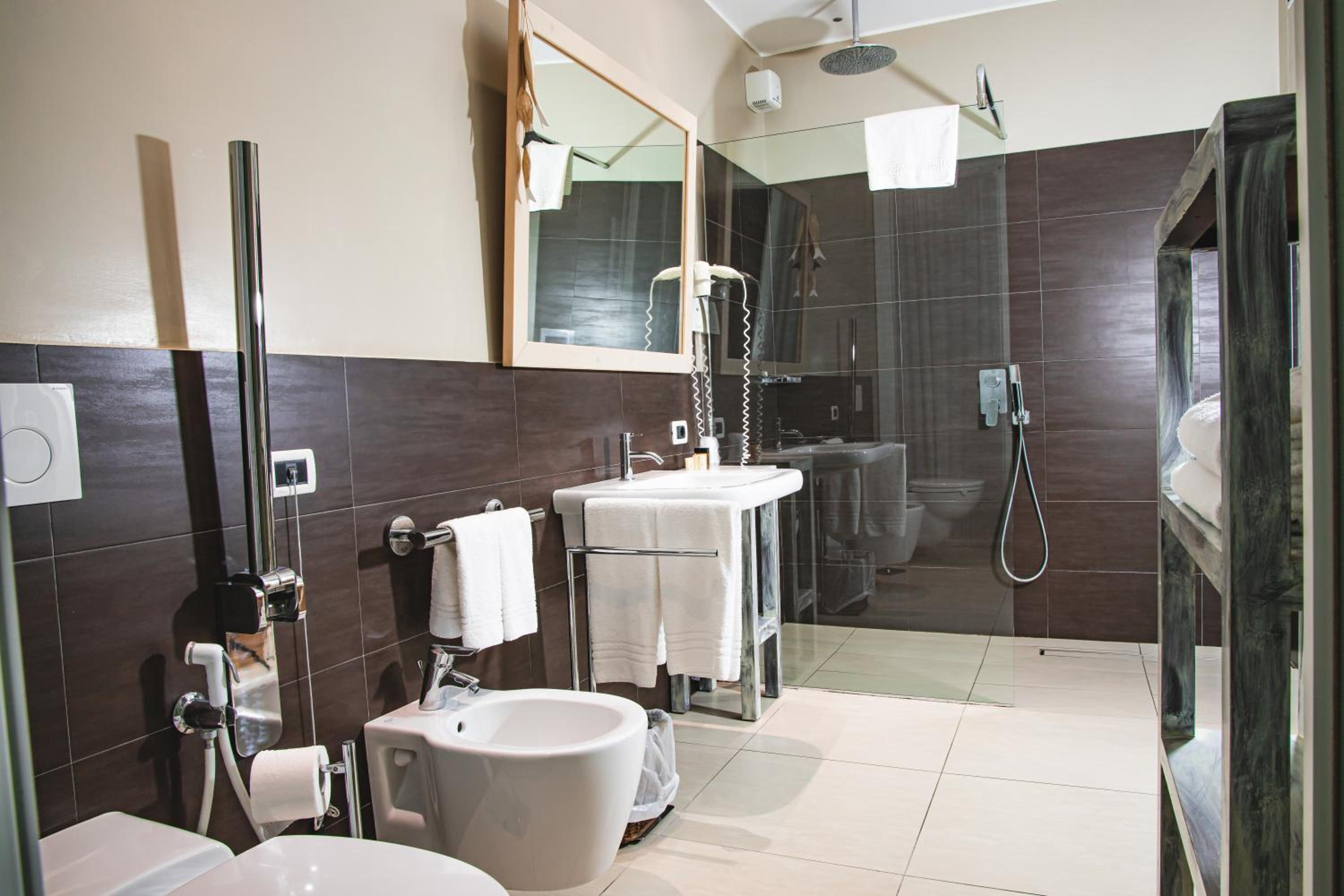 Junior Suite - Photo 2