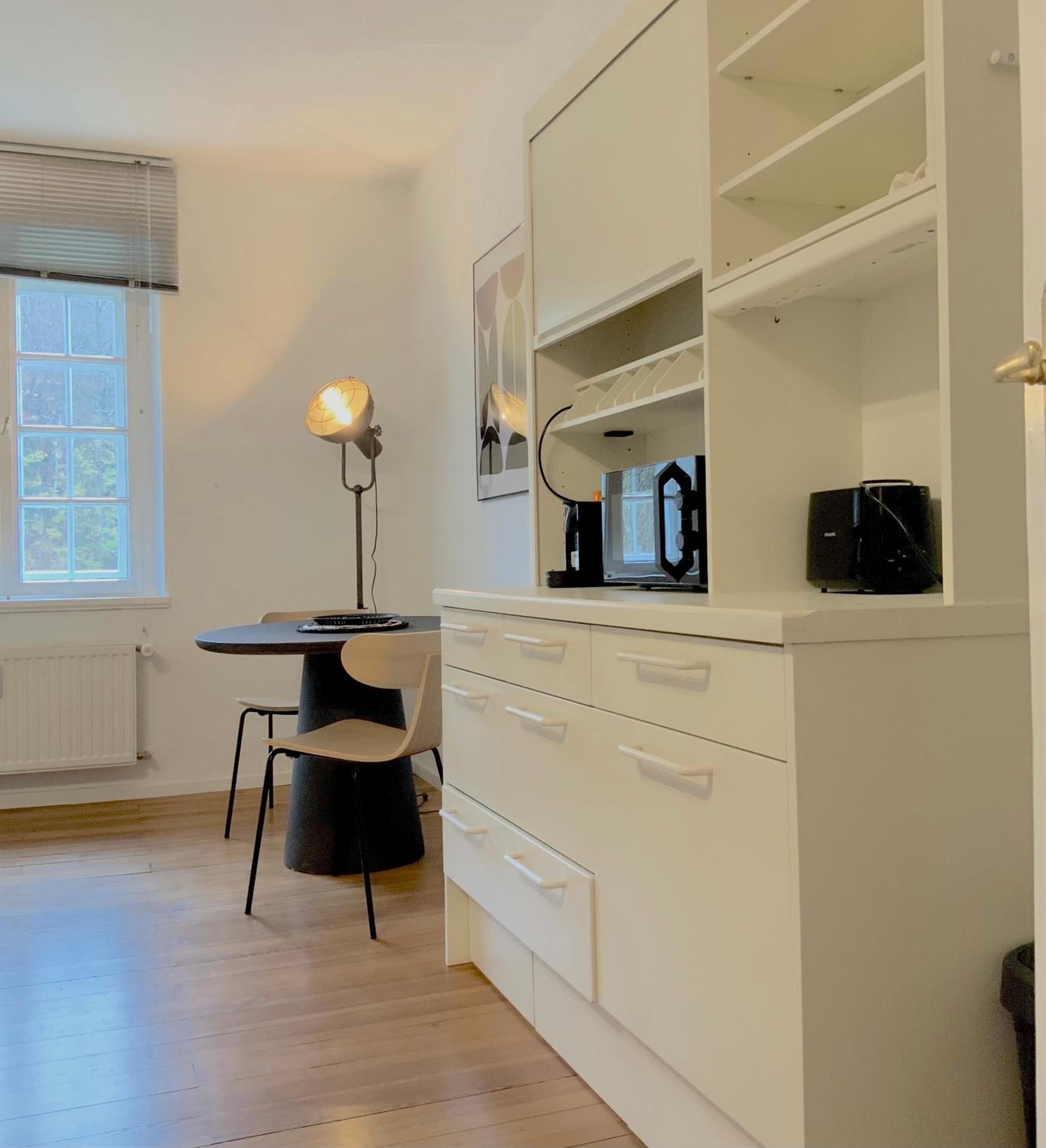 Three-Bedroom Apartment photo 2