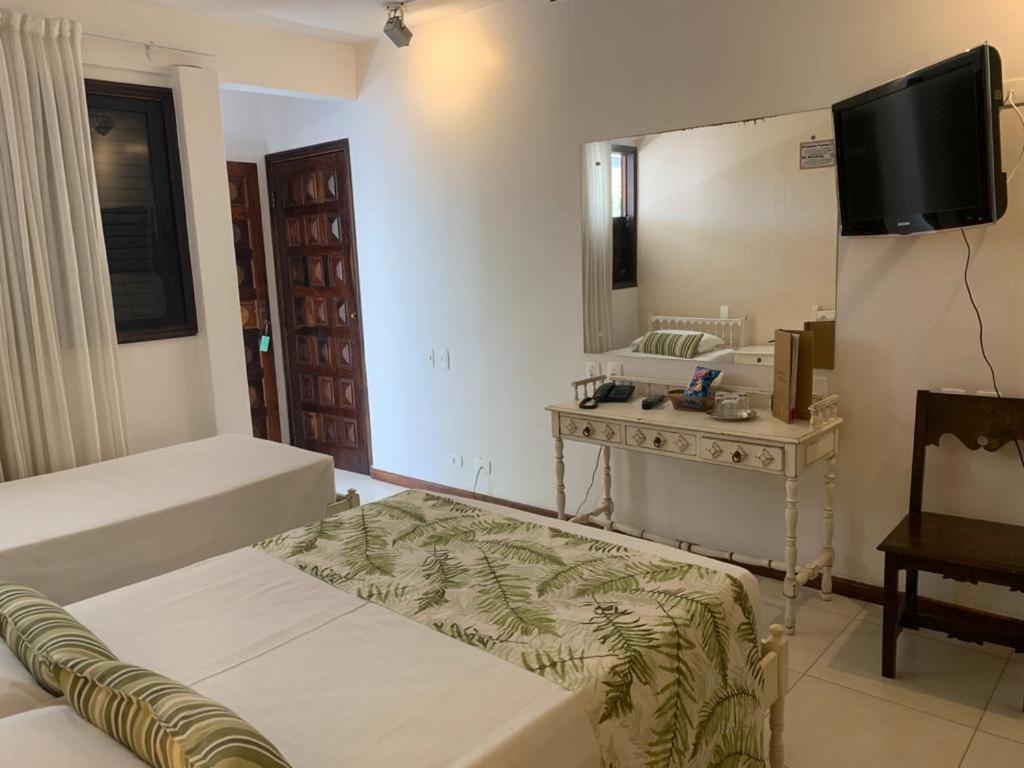 Standard Double Room thumbnail 6