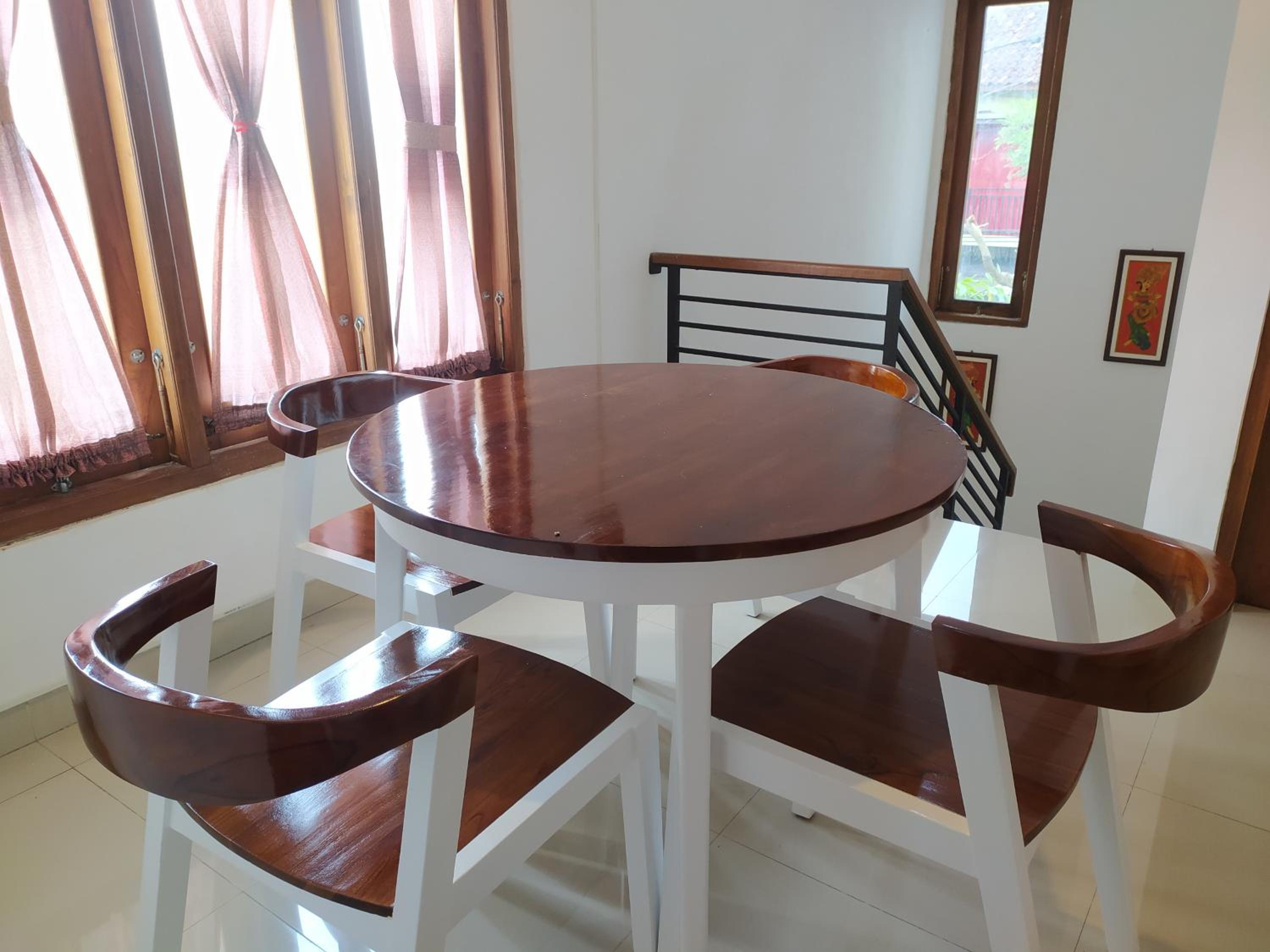Four-Bedroom House - Photo 12