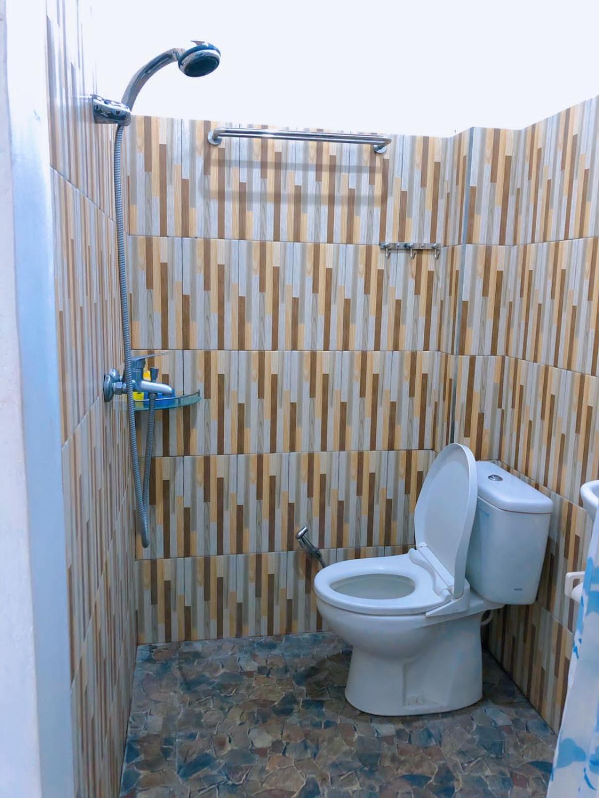 Double Room - Photo 9