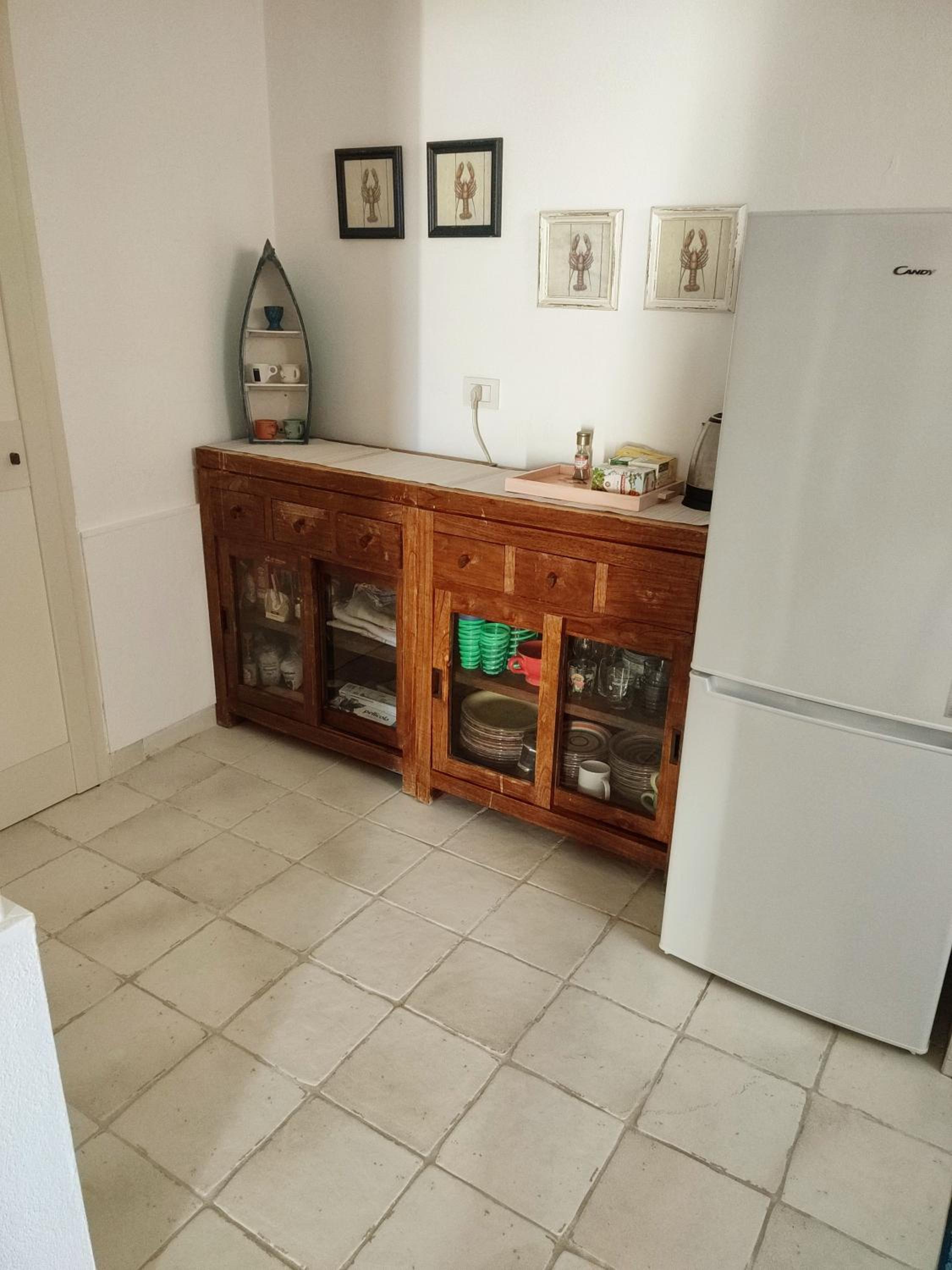 Two-Bedroom House - Photo 22
