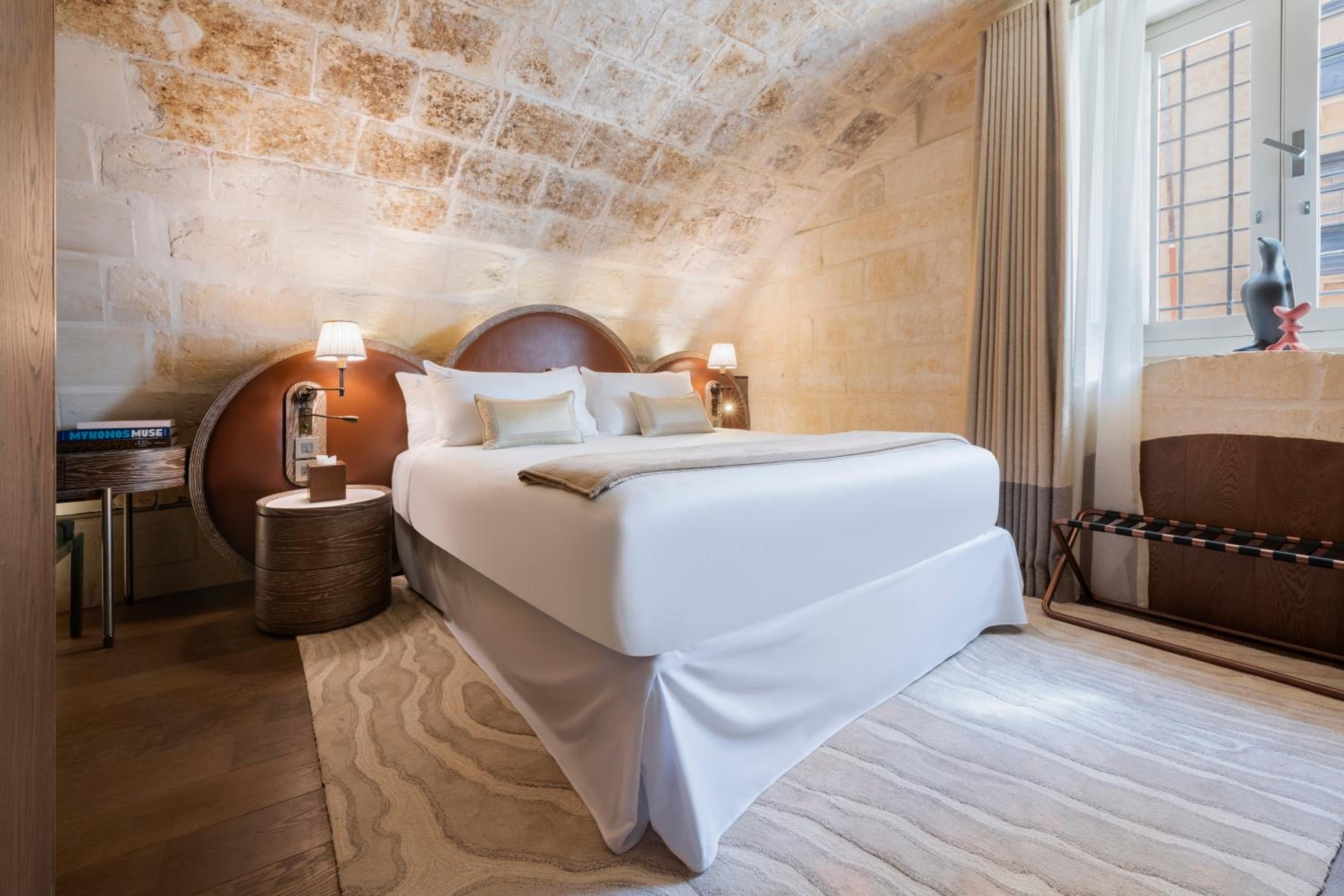 Signature Incognito Suite - Photo 1