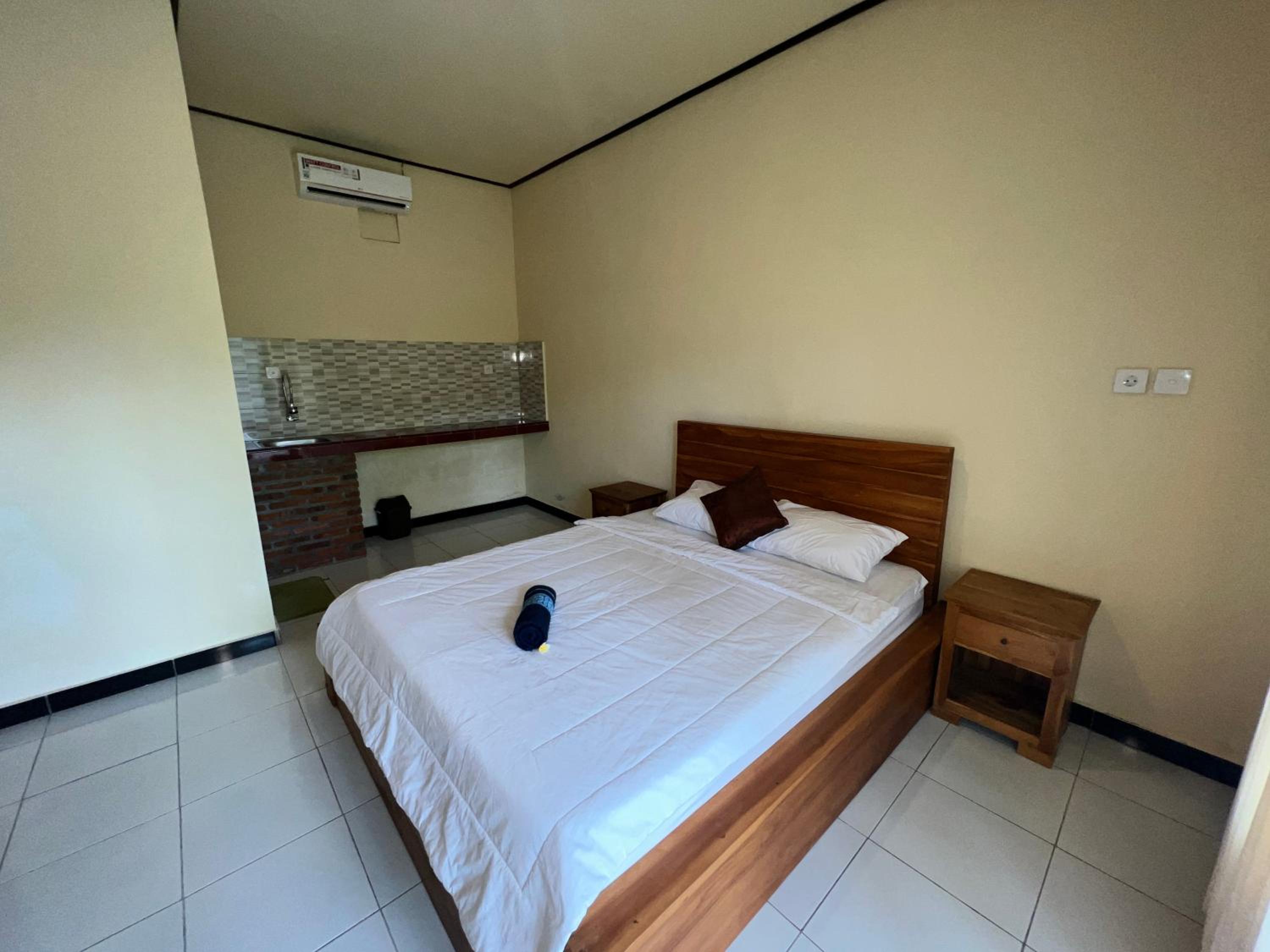 Standard Double Room - Photo 6