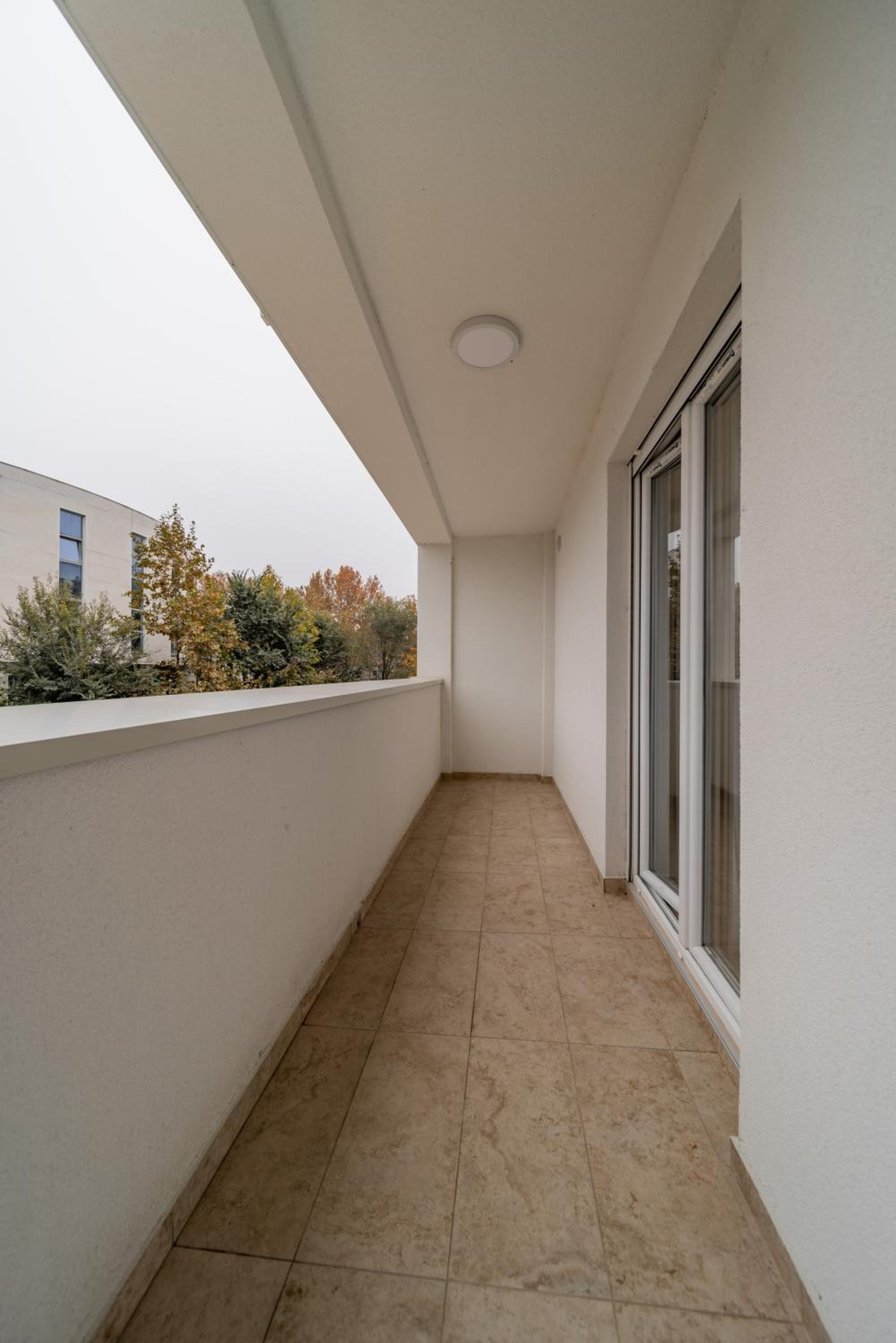 Two-Bedroom Apartment - Photo 9