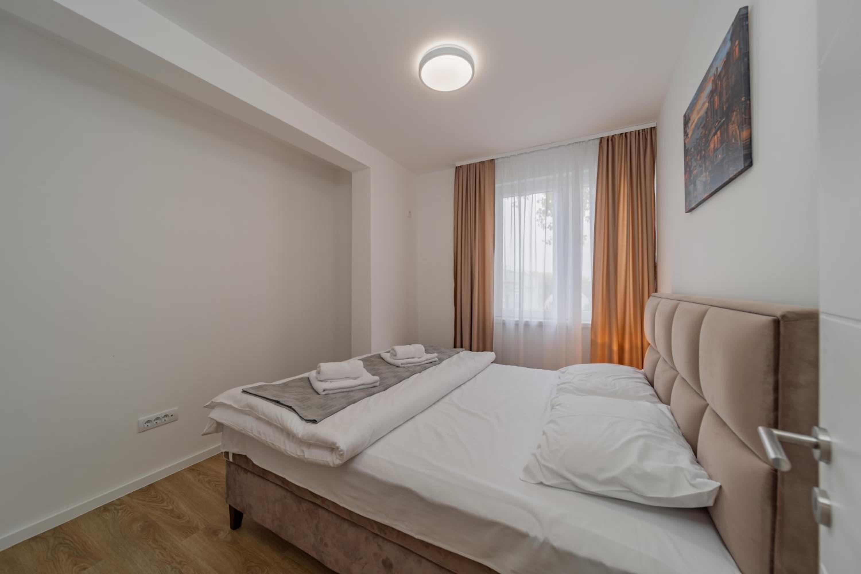 Two-Bedroom Apartment - Photo 19