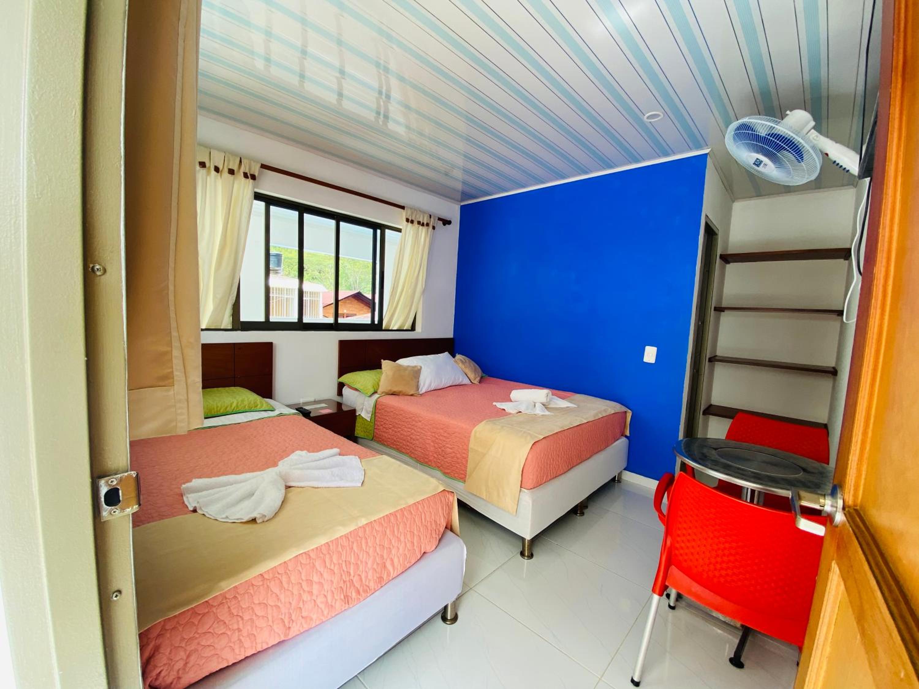 Basic Triple Room photo 3