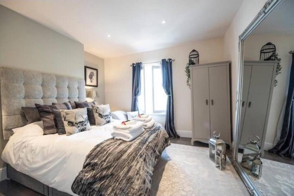 One-Bedroom Cottage