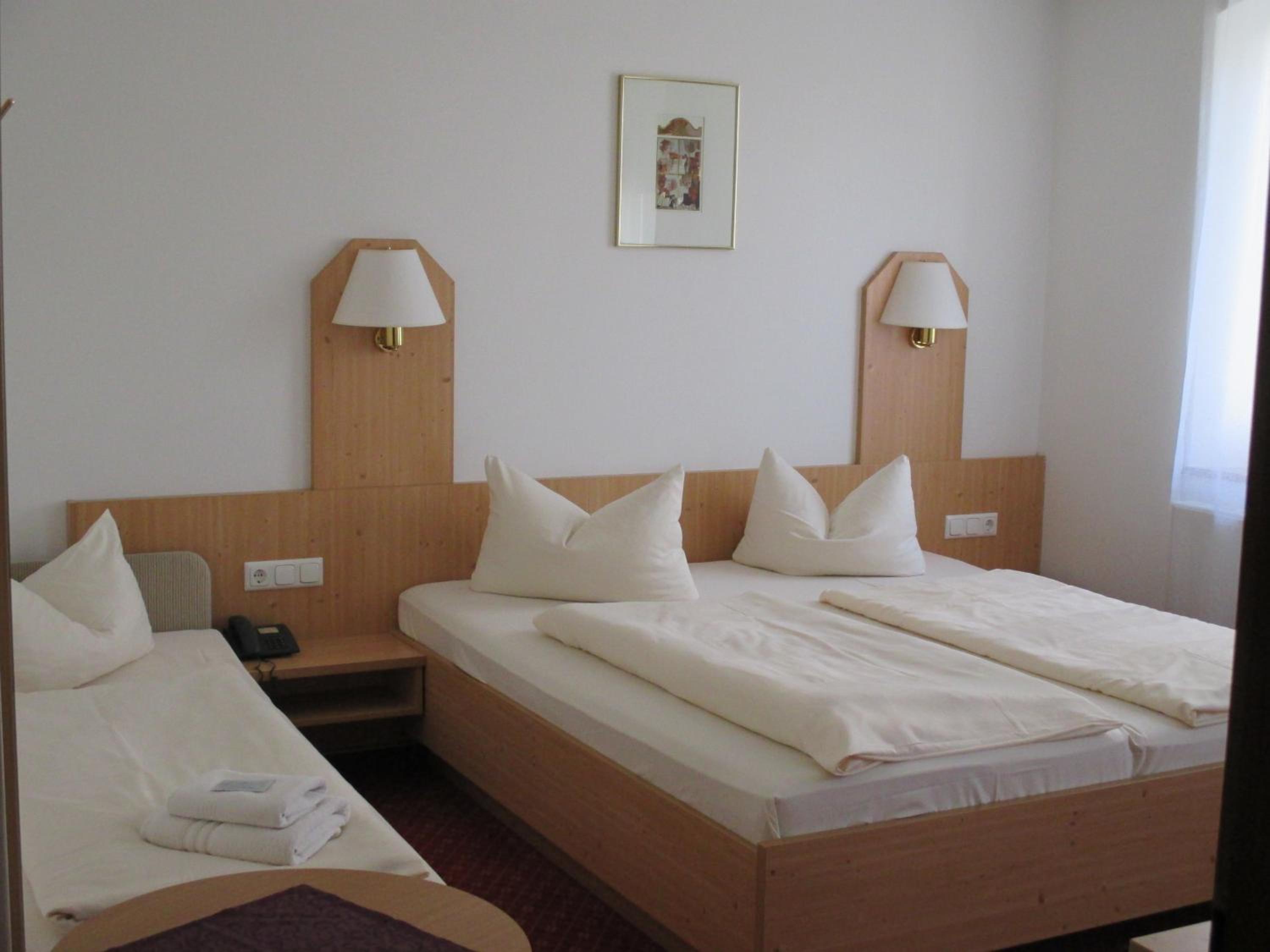 Double Room - Hotel or Guest House photo 2