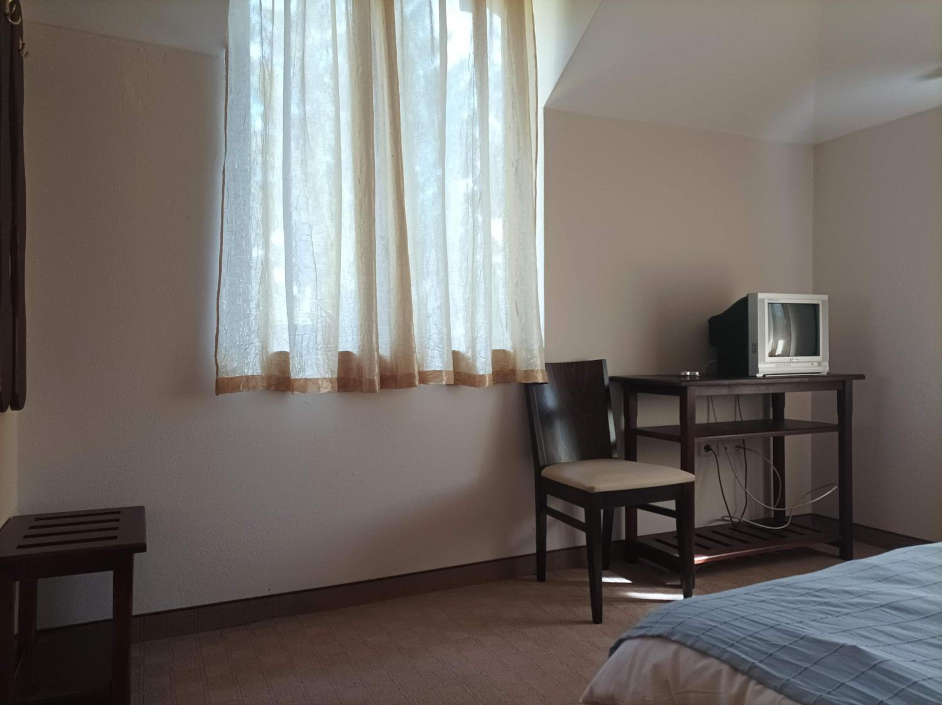 Large Single Room photo 1