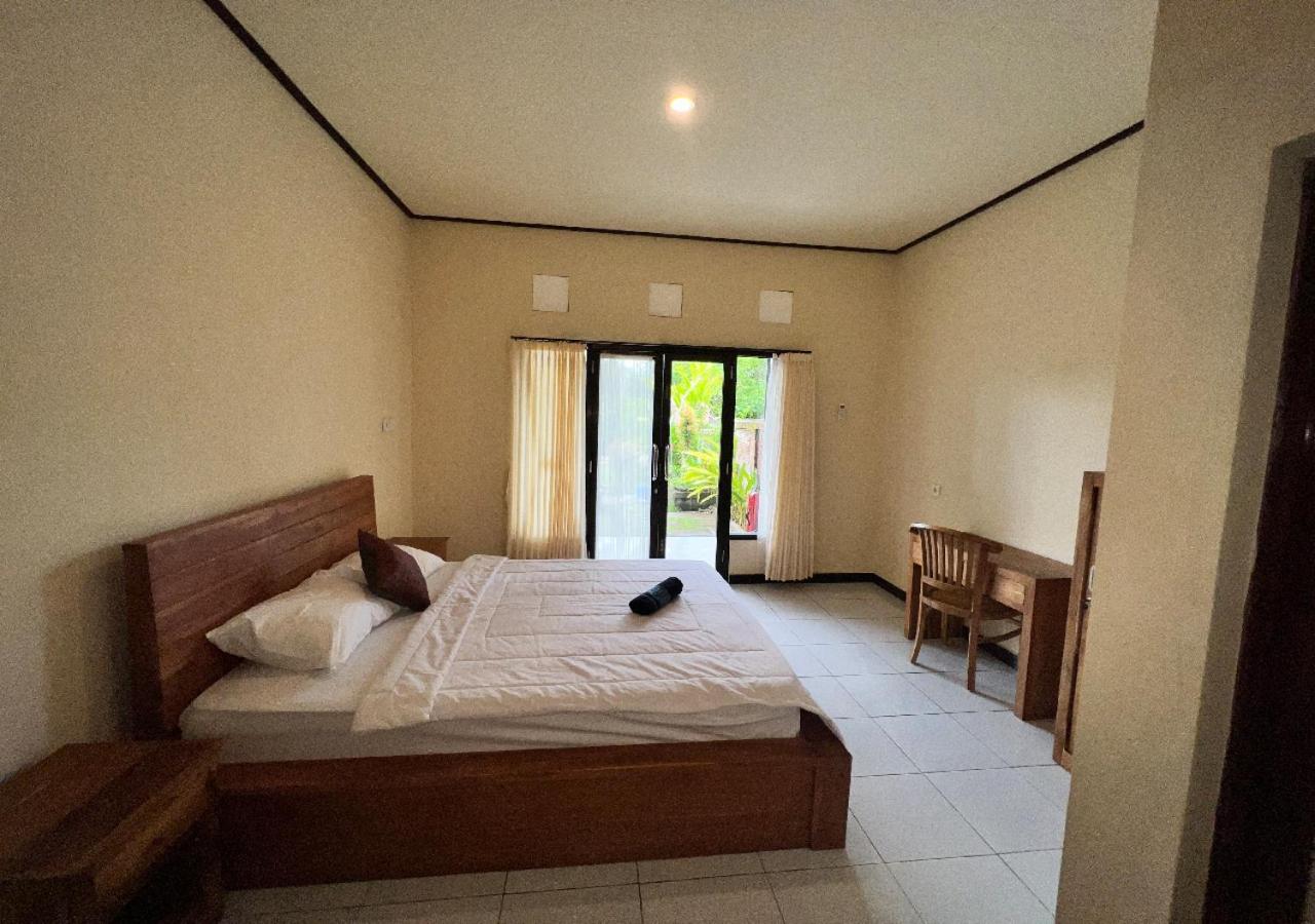 Standard Double Room - Photo 12