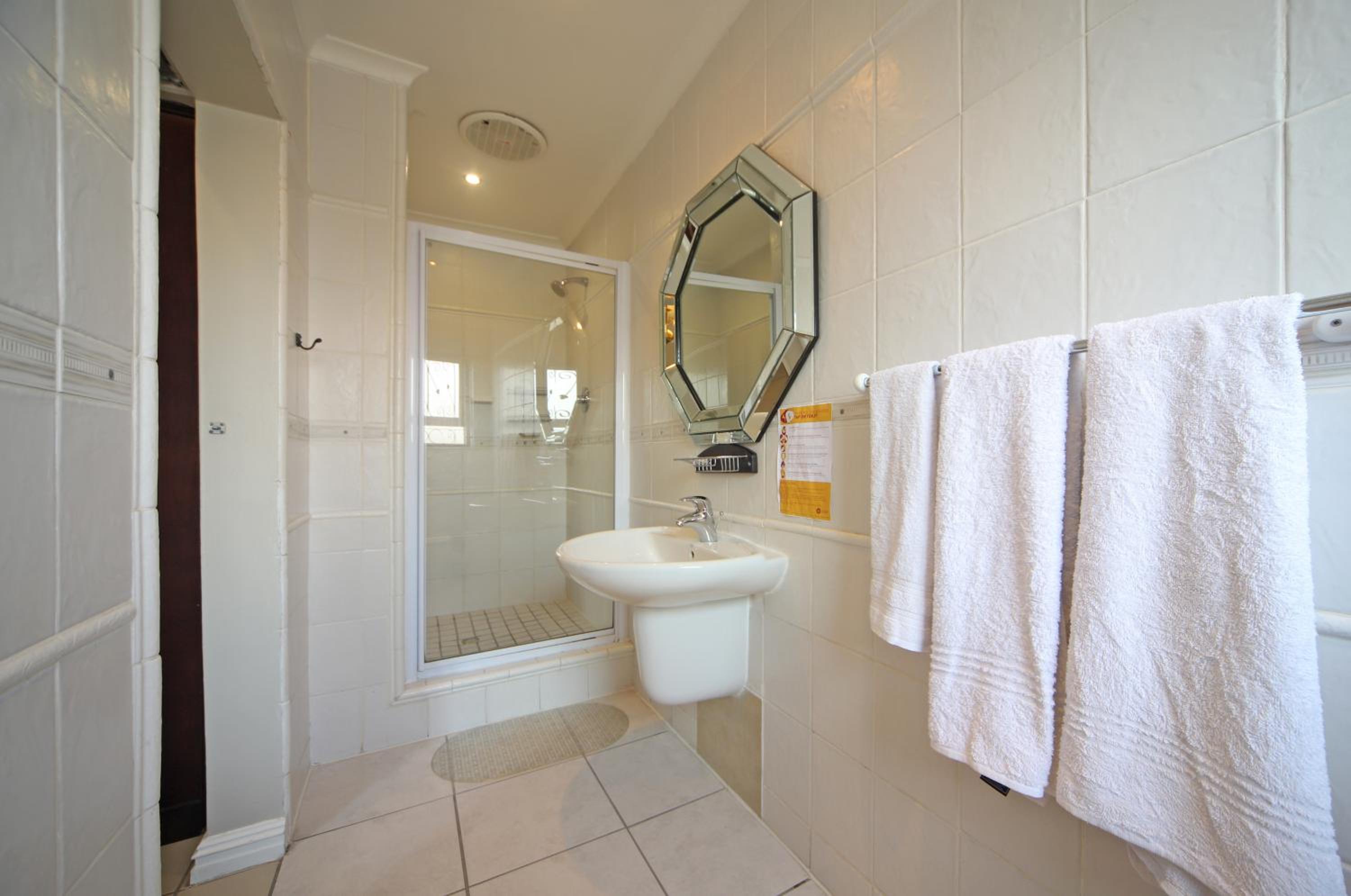 Triple Room - Photo 2