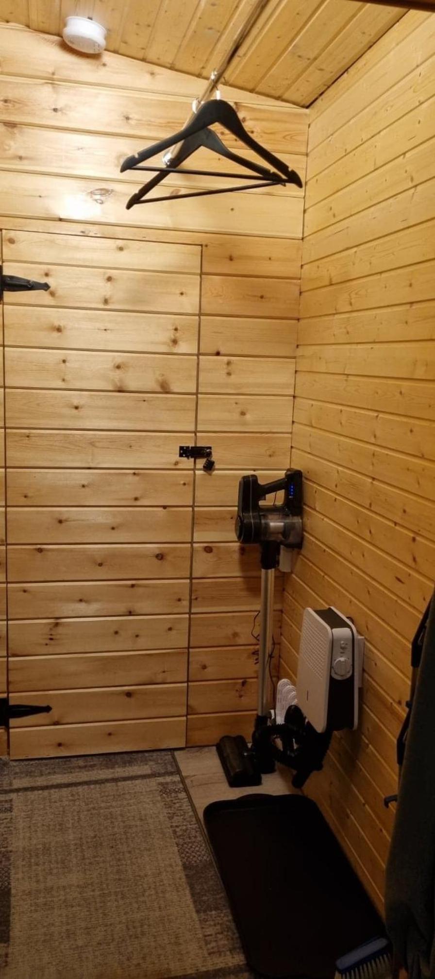 One-Bedroom House - Photo 4