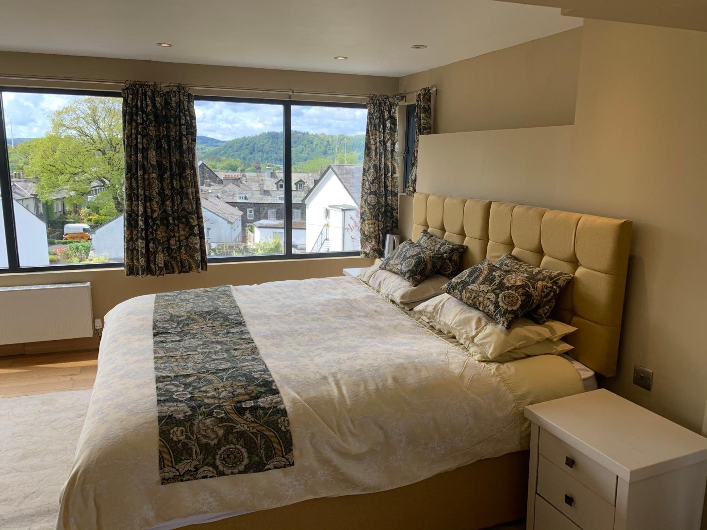 Deluxe Double or Twin Room with Spa Bath photo 2